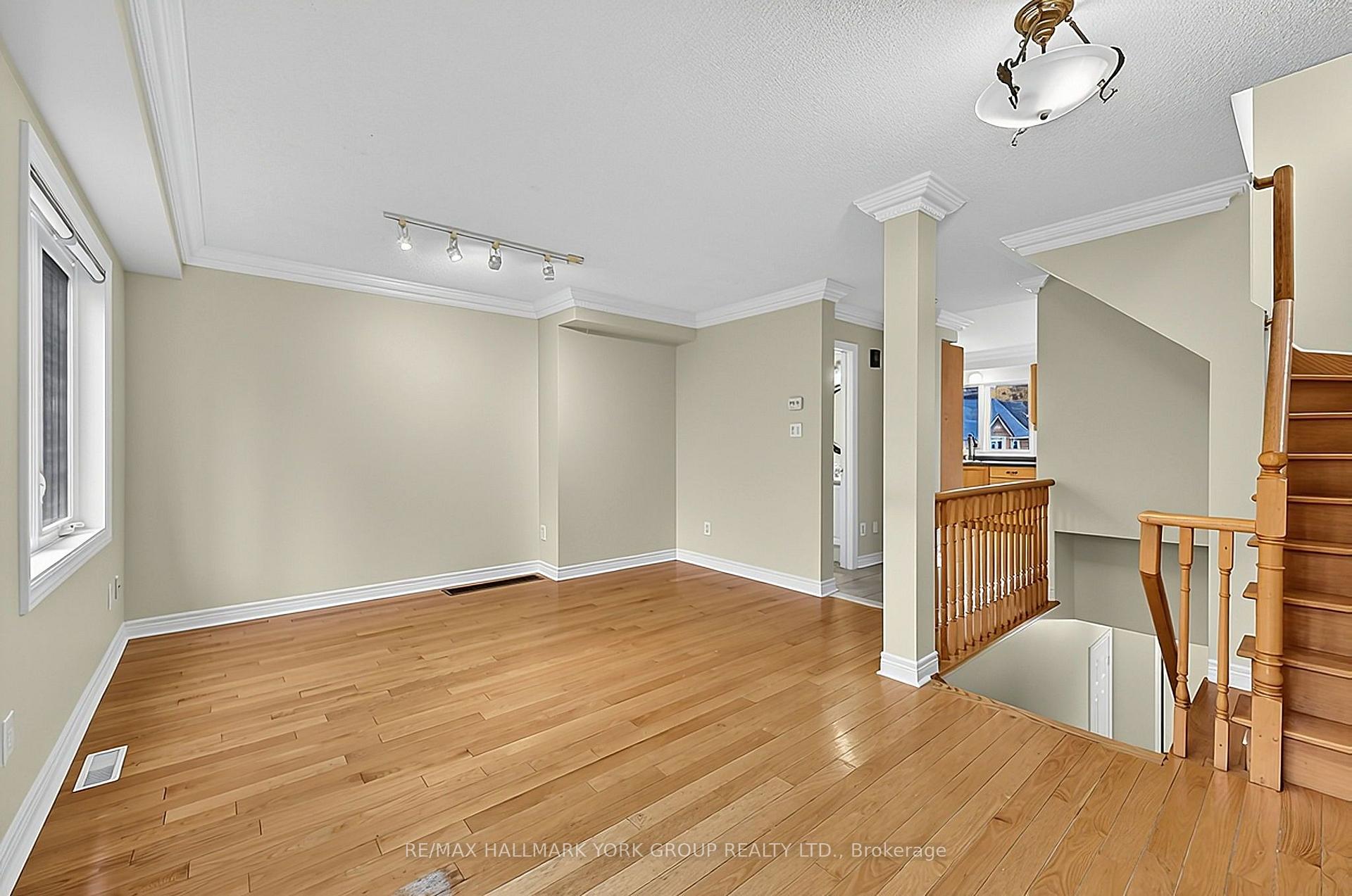 Photo 13 of Unit 34, 23 Marmill Way, Markham, Old Markham Village — HOMEH