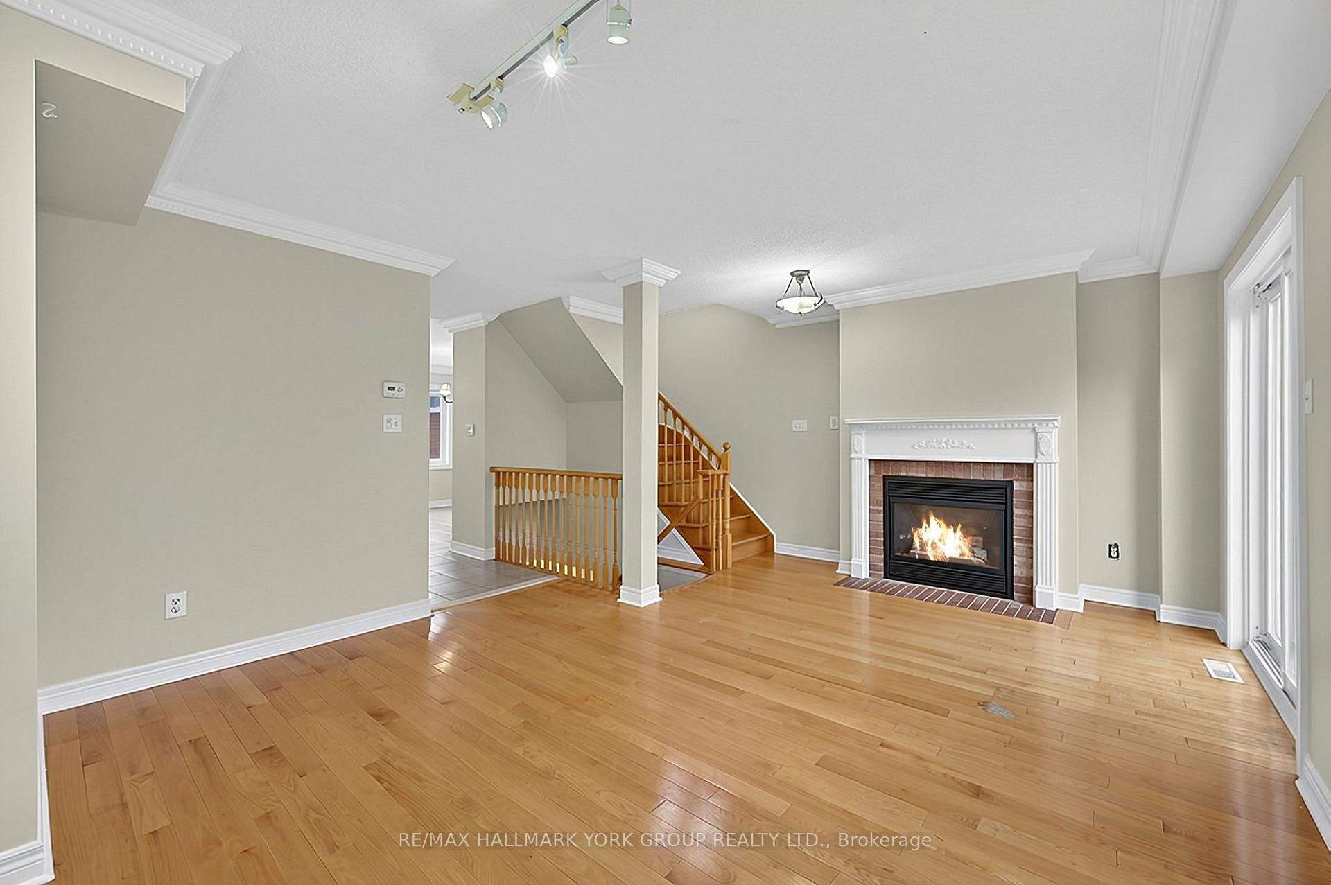 Photo 15 of Unit 34, 23 Marmill Way, Markham, Old Markham Village — HOMEH