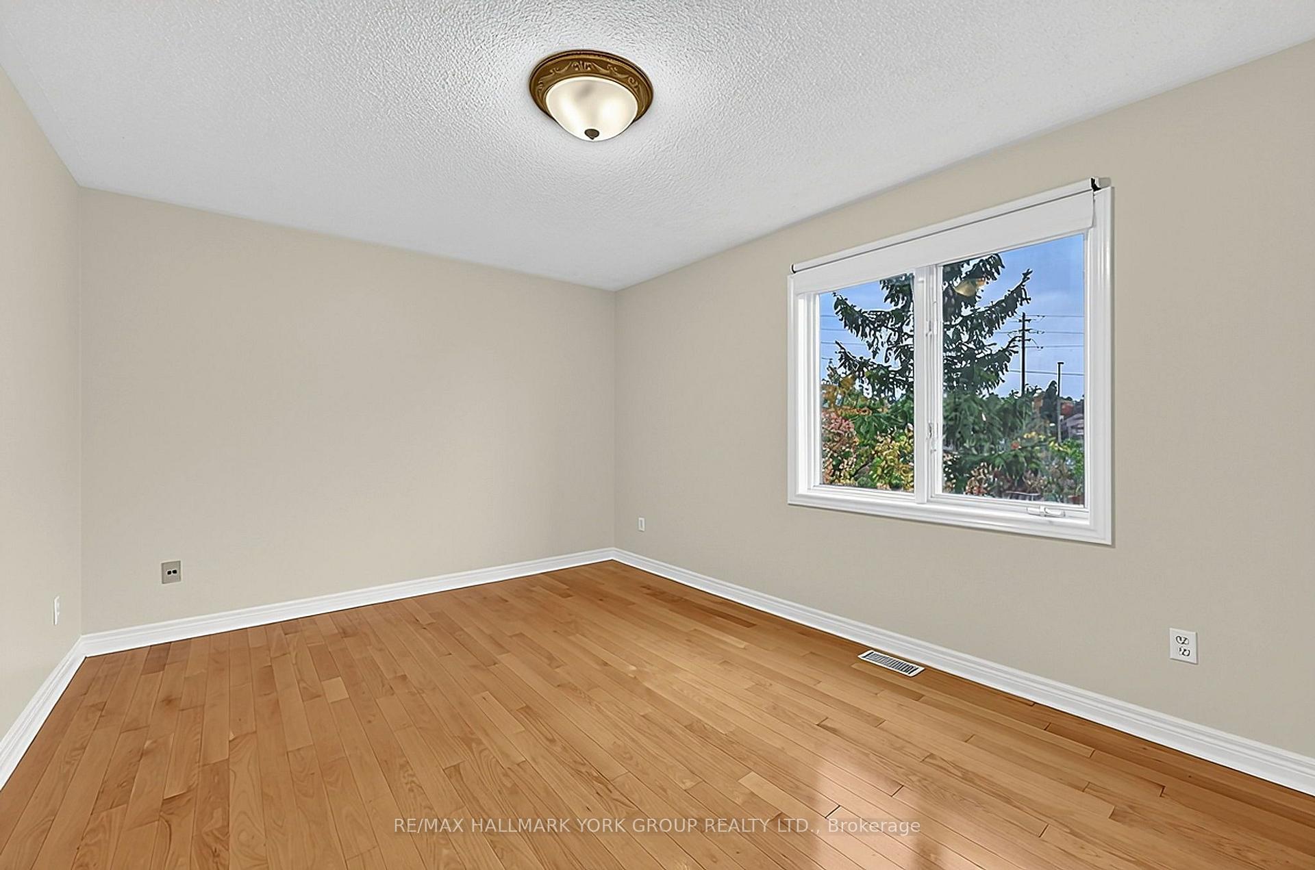 Photo 36 of Unit 34, 23 Marmill Way, Markham, Old Markham Village — HOMEH