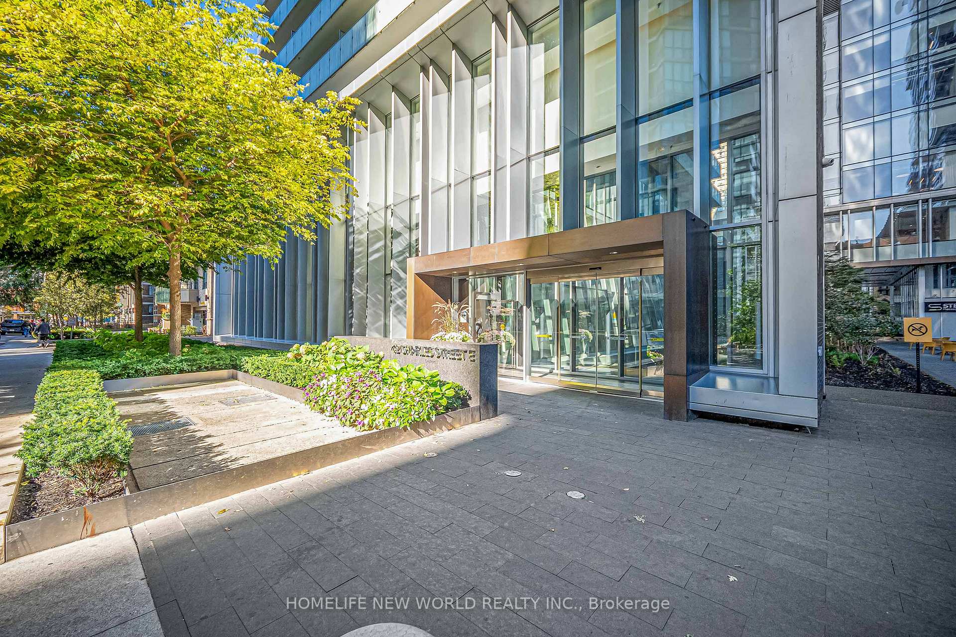 Photo 2 of Unit 5603, 42 Charles Street E, Toronto, Church-Yonge Corridor — HOMEH