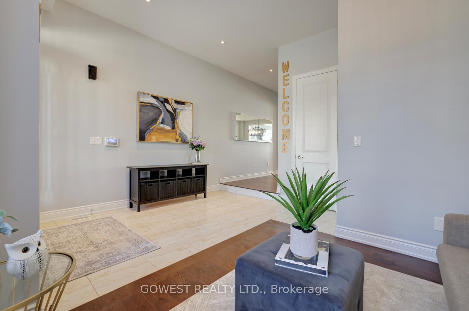 Photo 7 of 14 Threshing Mill Boulevard, Oakville, Glenorchy — HOMEH