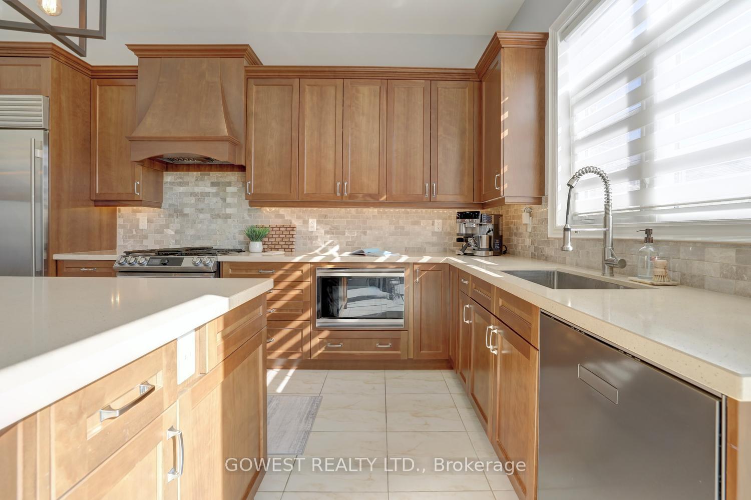 Photo 15 of 14 Threshing Mill Boulevard, Oakville, Glenorchy — HOMEH