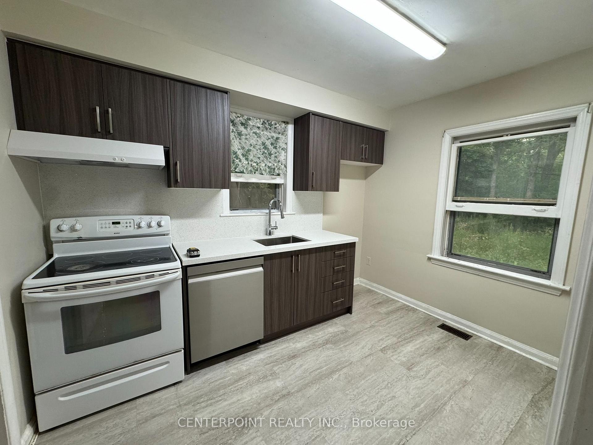 Photo 2 of 27 Grantbrook Street, North York, Newtonbrook West — HOMEH