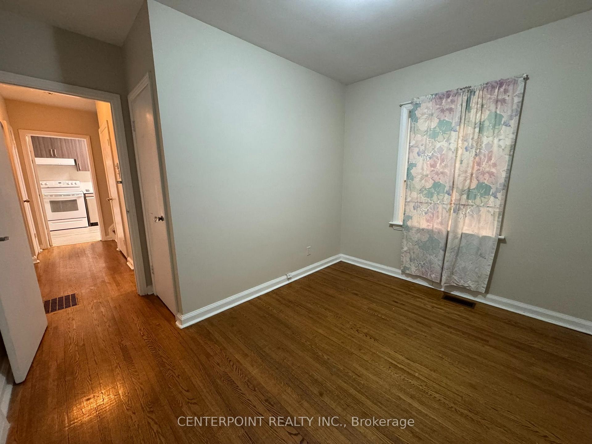 Photo 6 of 27 Grantbrook Street, North York, Newtonbrook West — HOMEH