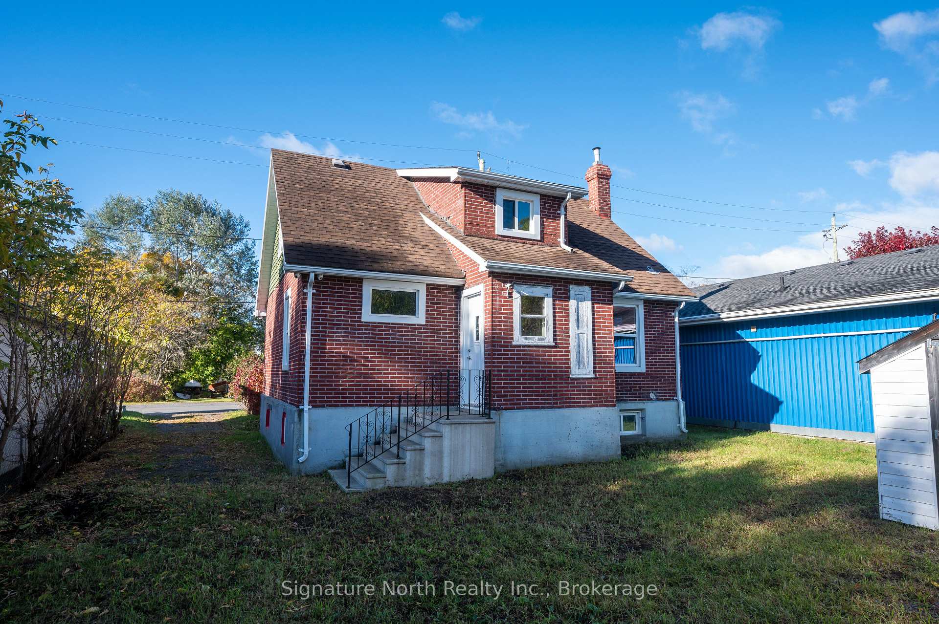 Photo 5 of 174 Clarke Street, Thunder Bay, Court / Cumberland — HOMEH