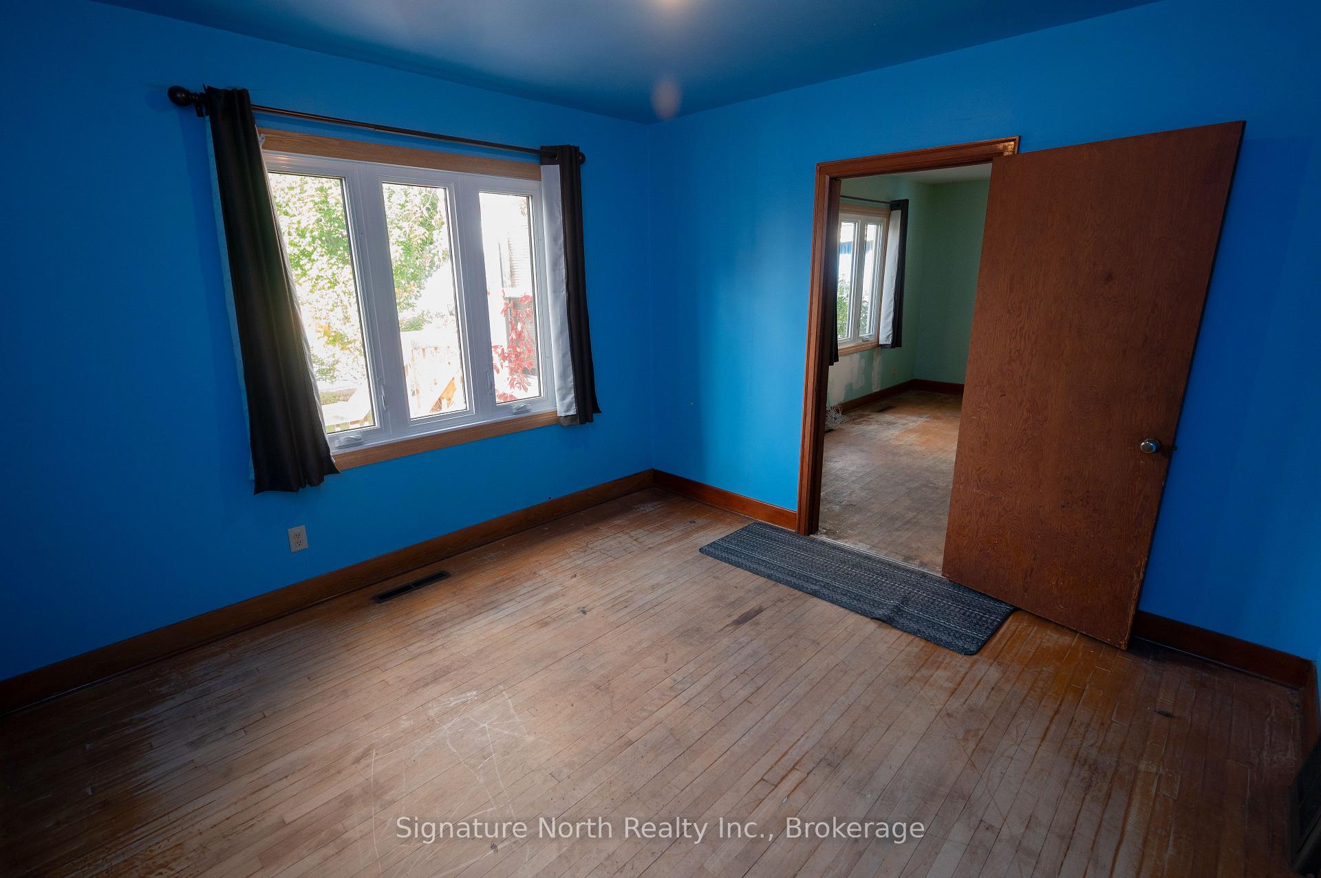 Photo 12 of 174 Clarke Street, Thunder Bay, Court / Cumberland — HOMEH