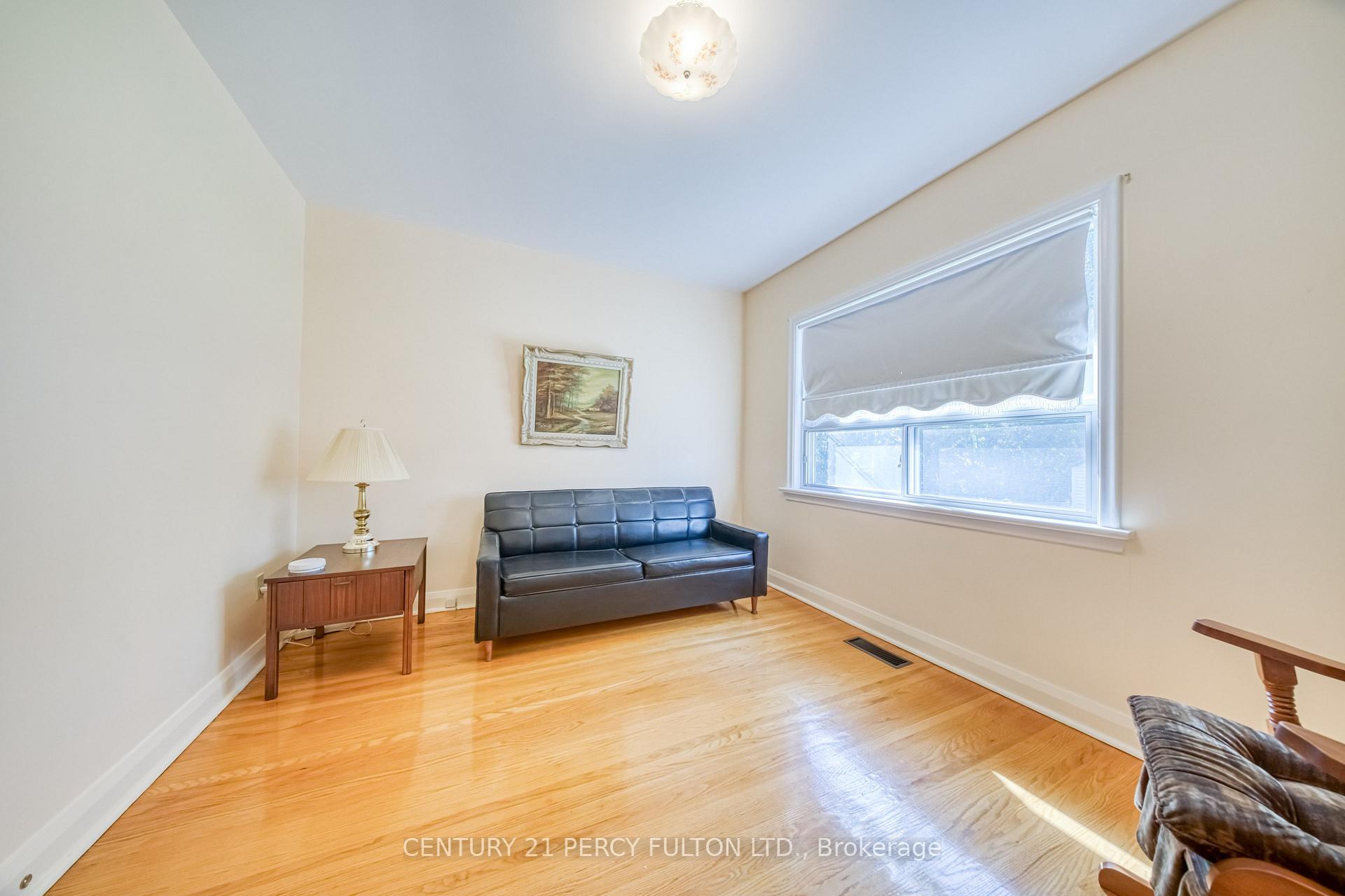 Photo 14 of 78 Gilroy Drive, Scarborough, Dorset Park — HOMEH