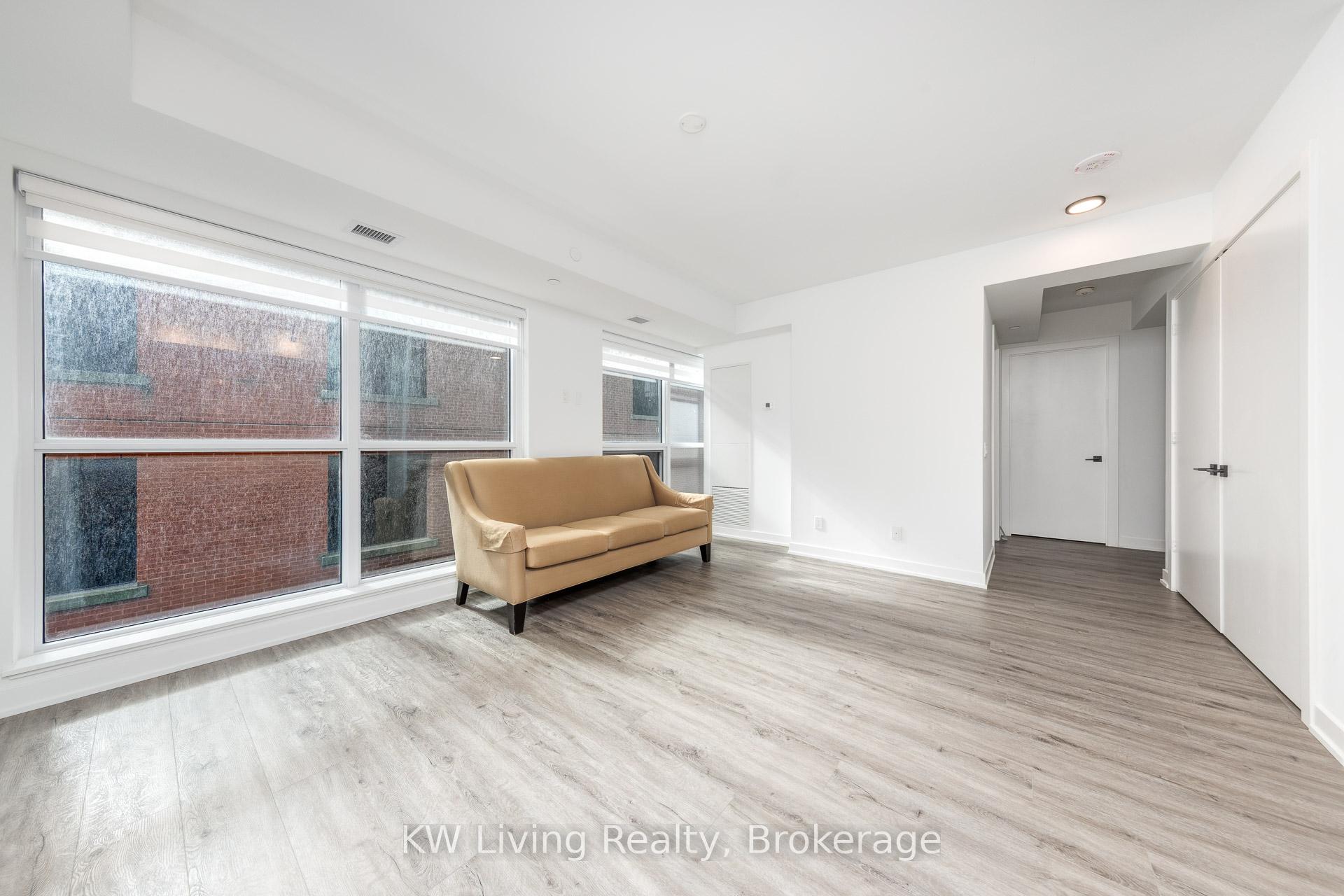 Photo 7 of Unit 902, 327 King Street W, Toronto, Waterfront Communities — HOMEH