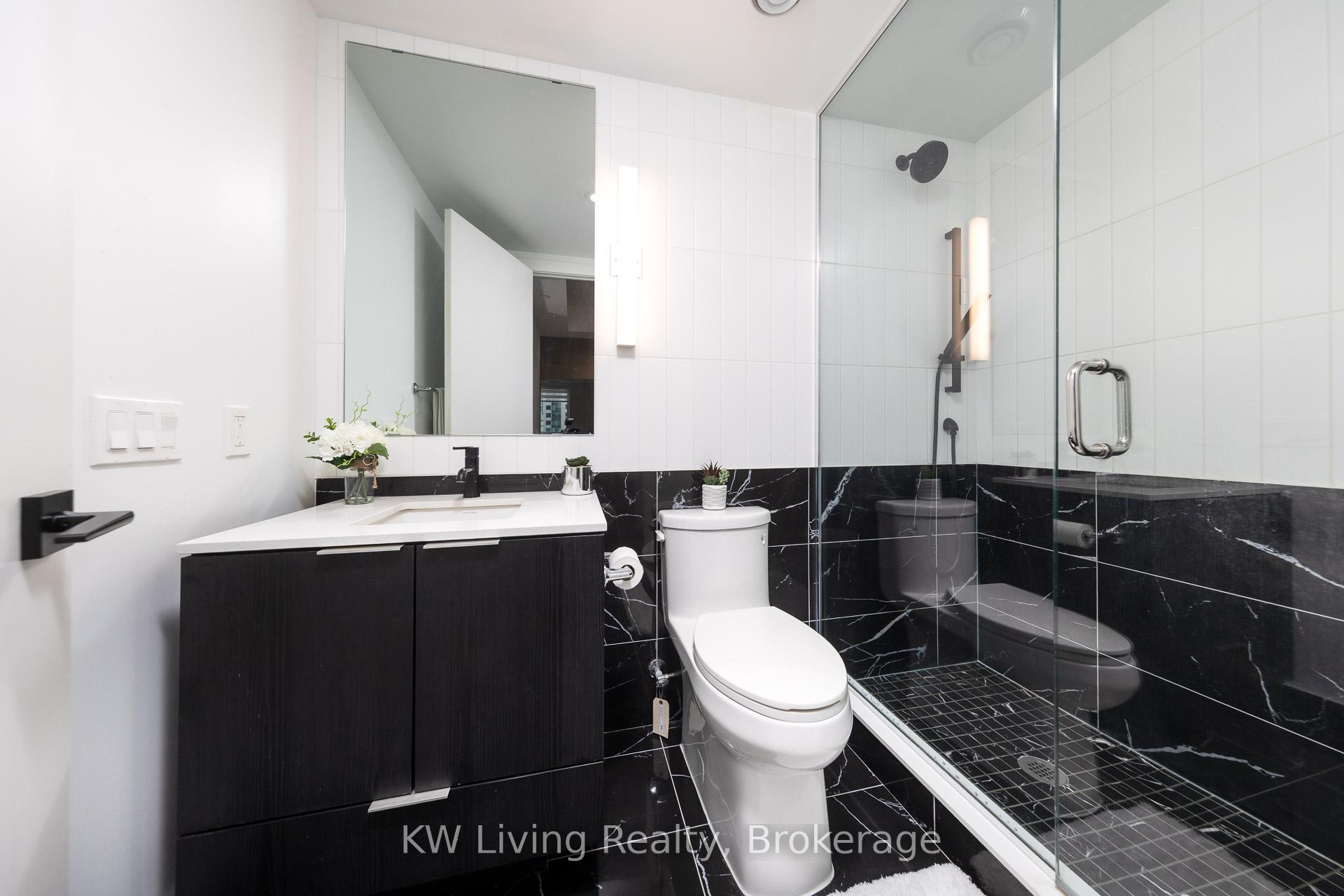 Photo 11 of Unit 902, 327 King Street W, Toronto, Waterfront Communities — HOMEH