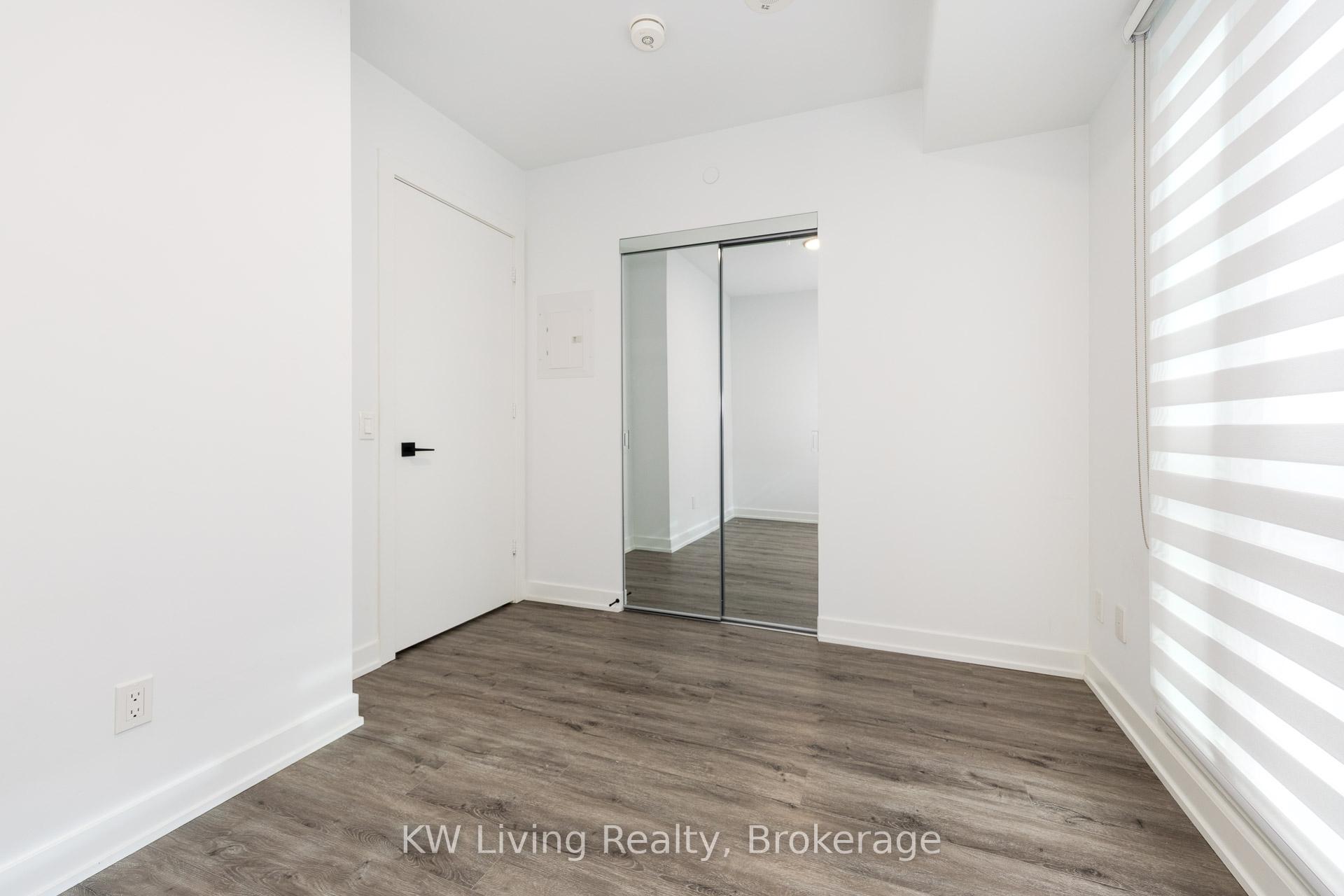 Photo 13 of Unit 902, 327 King Street W, Toronto, Waterfront Communities — HOMEH