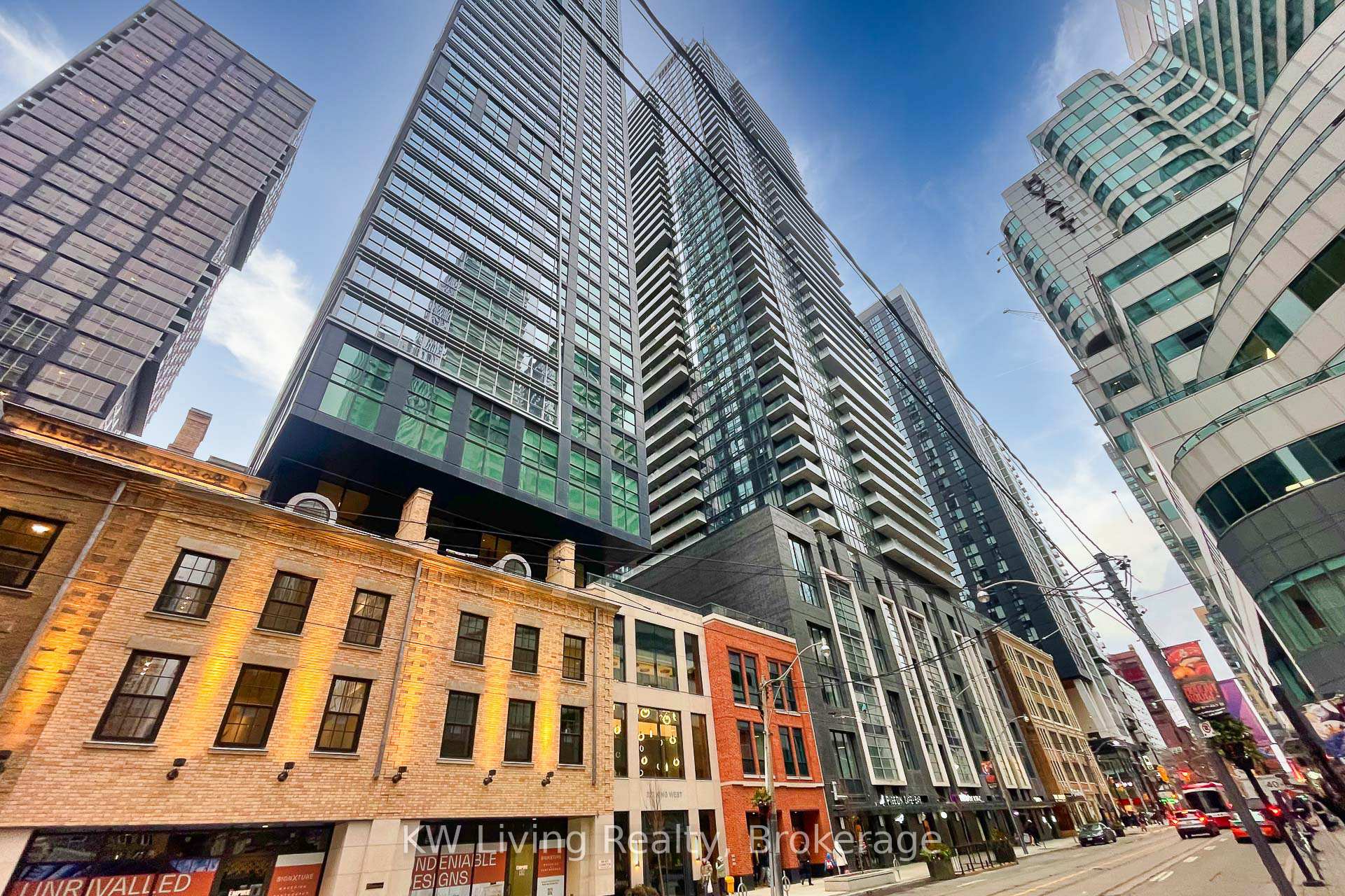 Photo 32 of Unit 902, 327 King Street W, Toronto, Waterfront Communities — HOMEH