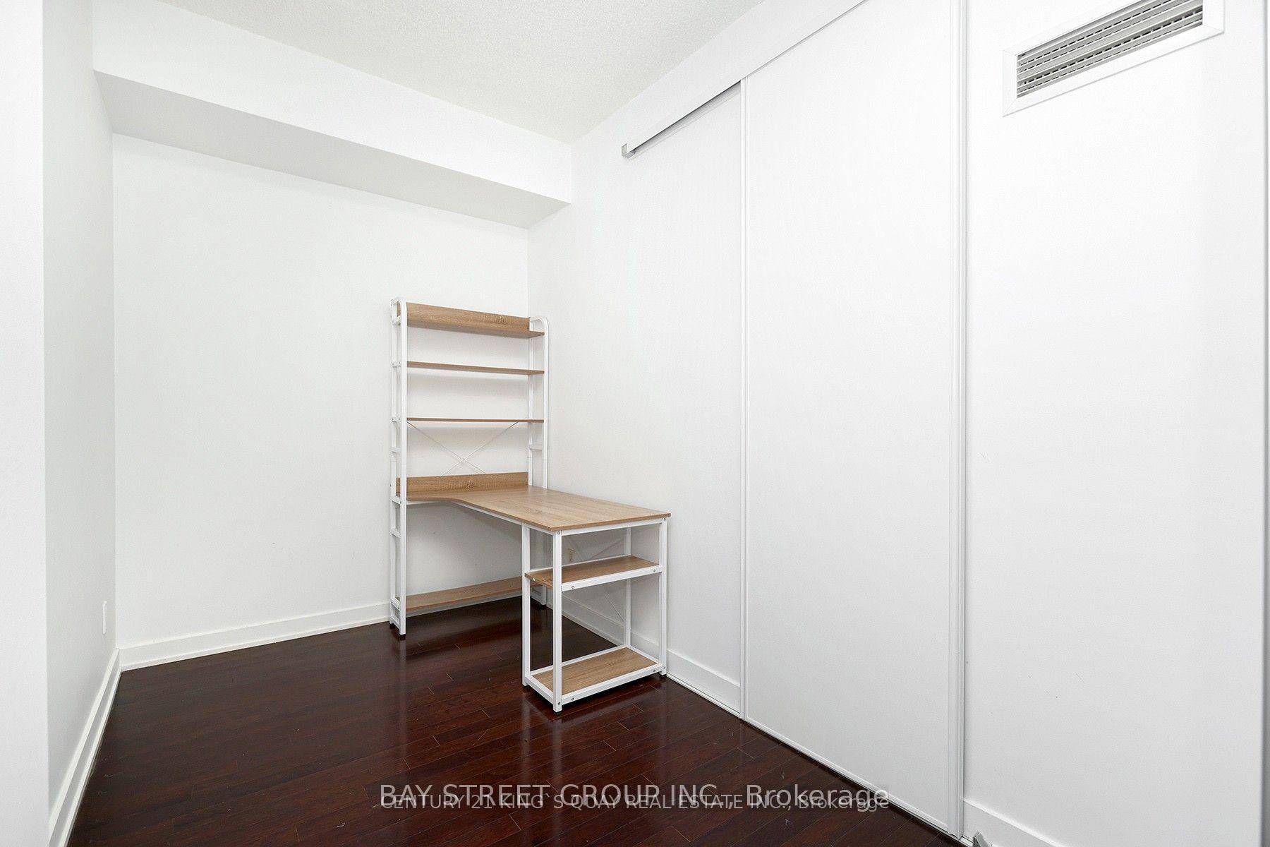 Photo 3 of Unit 1401, 33 Charles Street E, Toronto, Church-Yonge Corridor — HOMEH