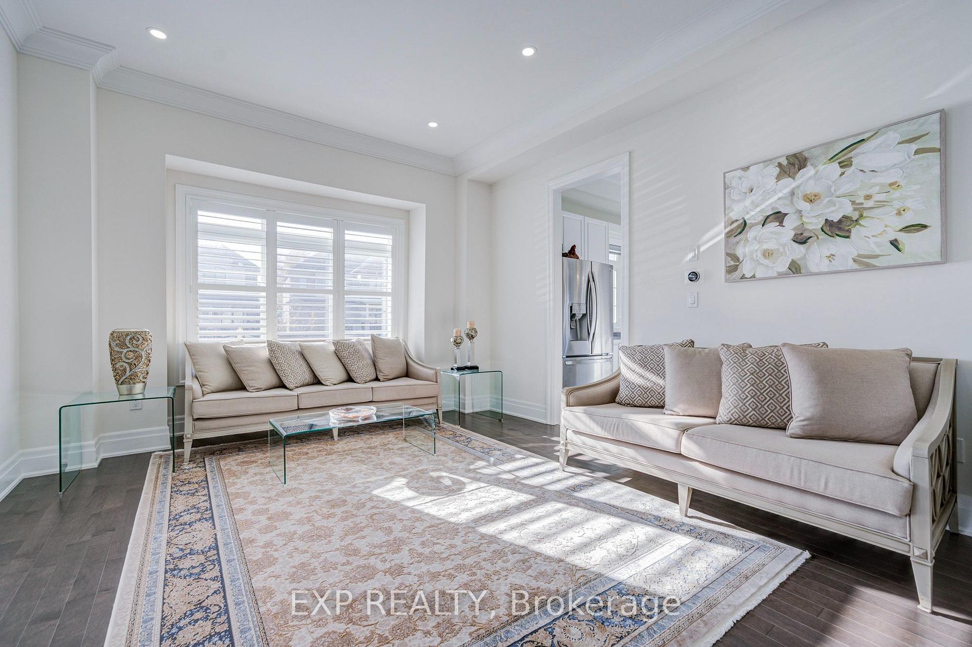 Photo 5 of 2 Pietrowski Drive, Georgina, Keswick North — HOMEH