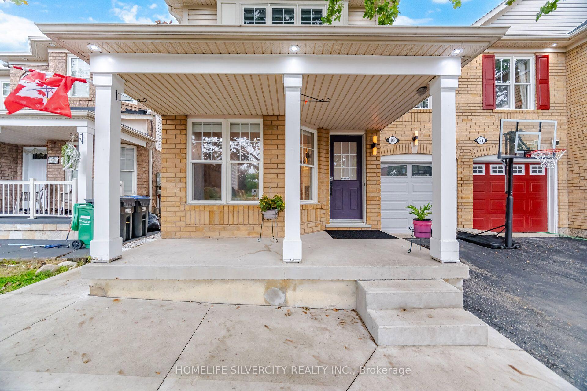 Photo 5 of 95 Sweetwood Circle, Brampton, Fletcher's Meadow — HOMEH