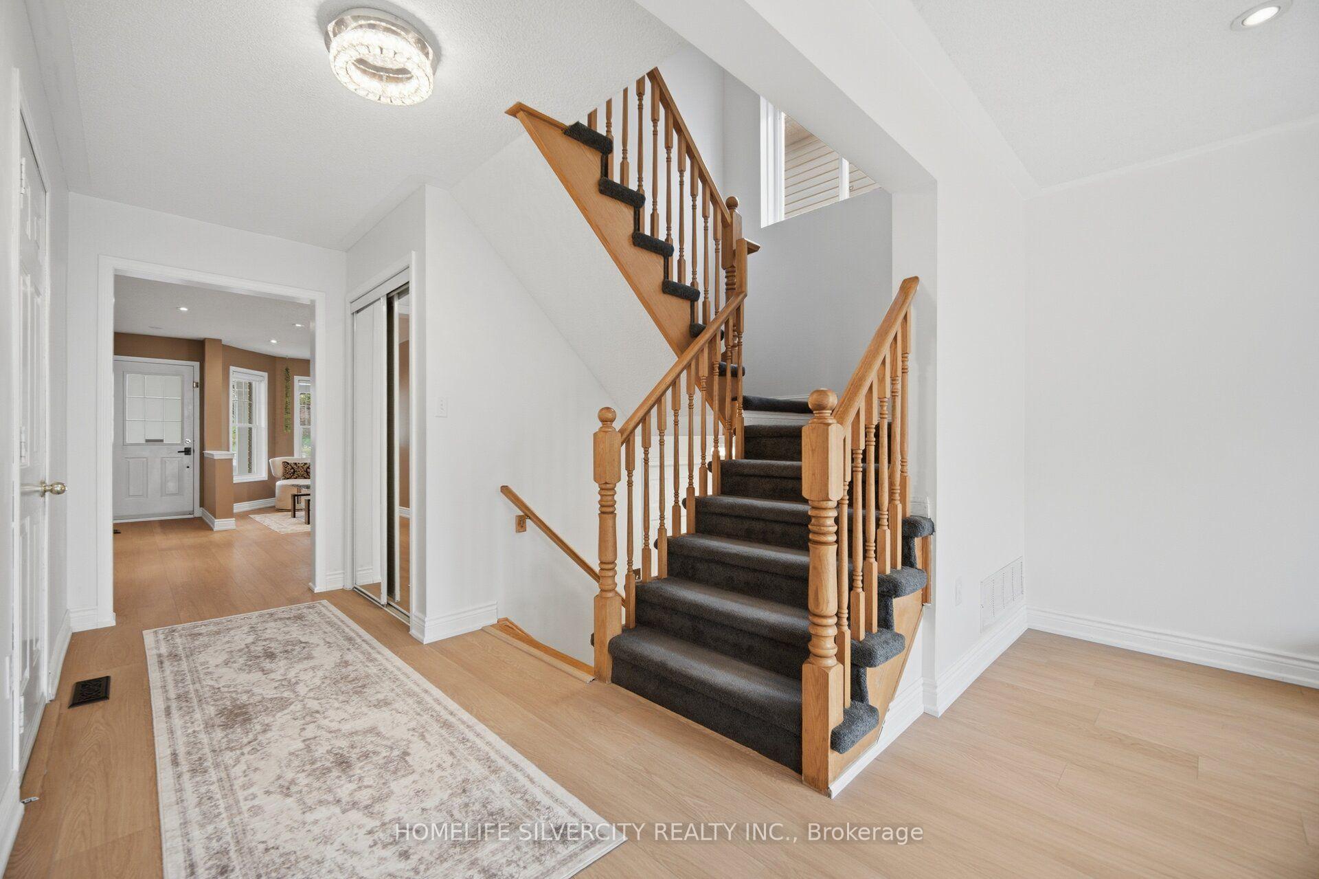 Photo 29 of 95 Sweetwood Circle, Brampton, Fletcher's Meadow — HOMEH