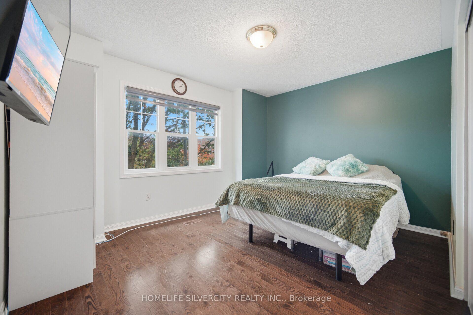 Photo 35 of 95 Sweetwood Circle, Brampton, Fletcher's Meadow — HOMEH