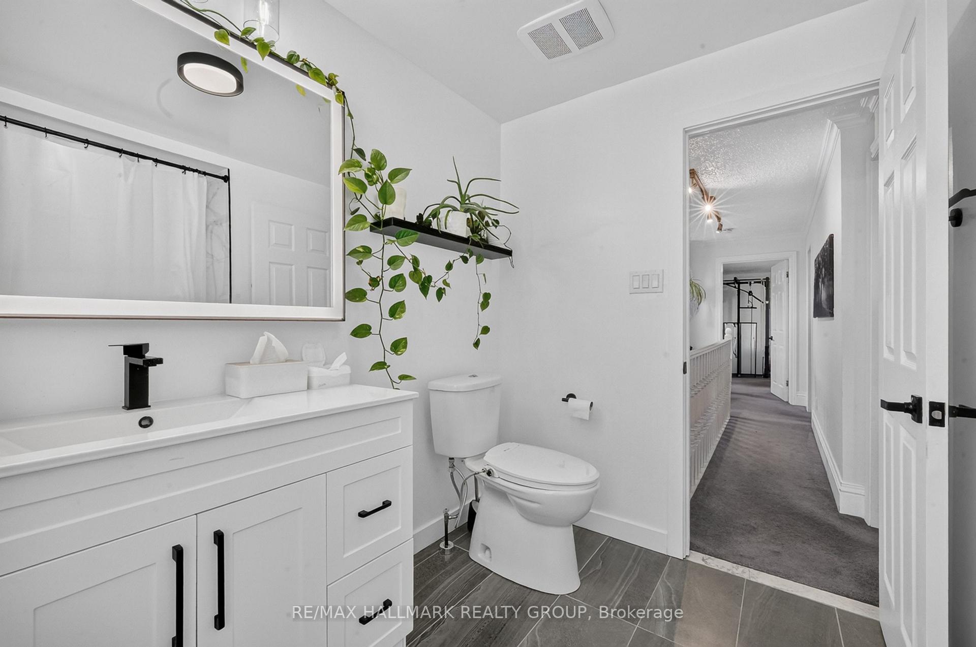 Photo 17 of 256 Joffre-Belanger Way, Ottawa, Vanier — HOMEH