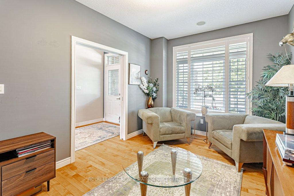 Photo 5 of 560 Lakeview Drive, Woodstock, Woodstock - North — HOMEH