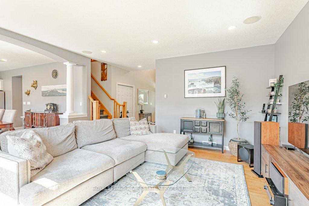 Photo 8 of 560 Lakeview Drive, Woodstock, Woodstock - North — HOMEH