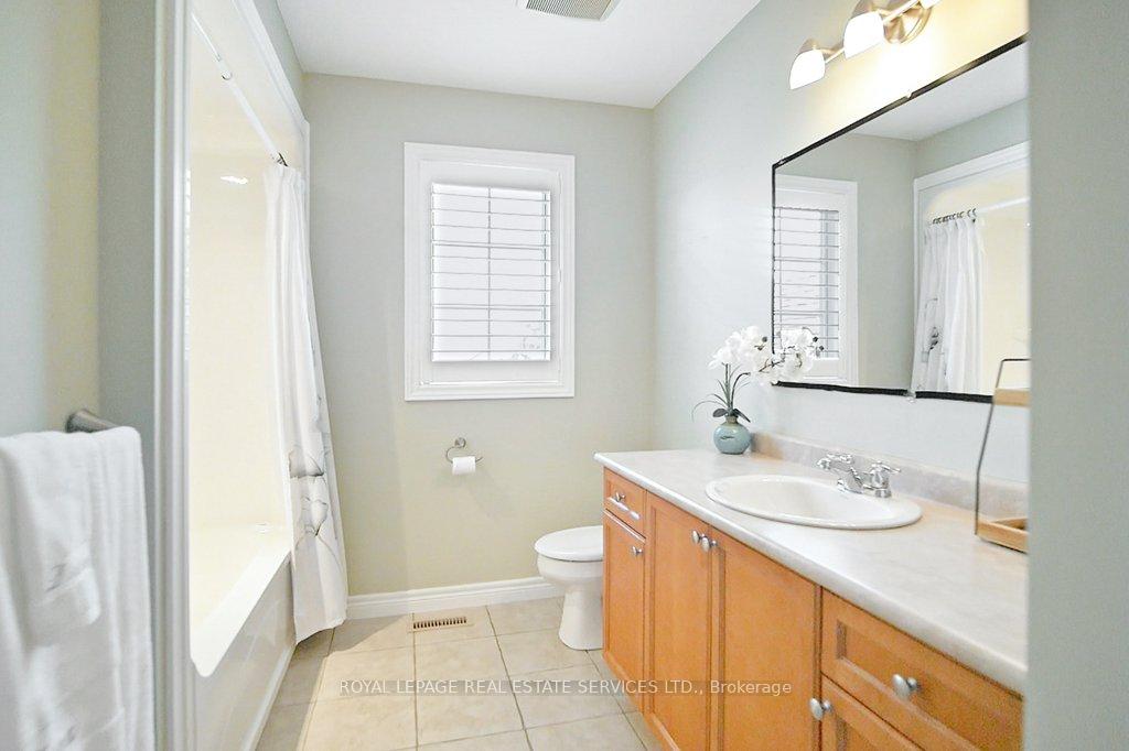 Photo 30 of 560 Lakeview Drive, Woodstock, Woodstock - North — HOMEH