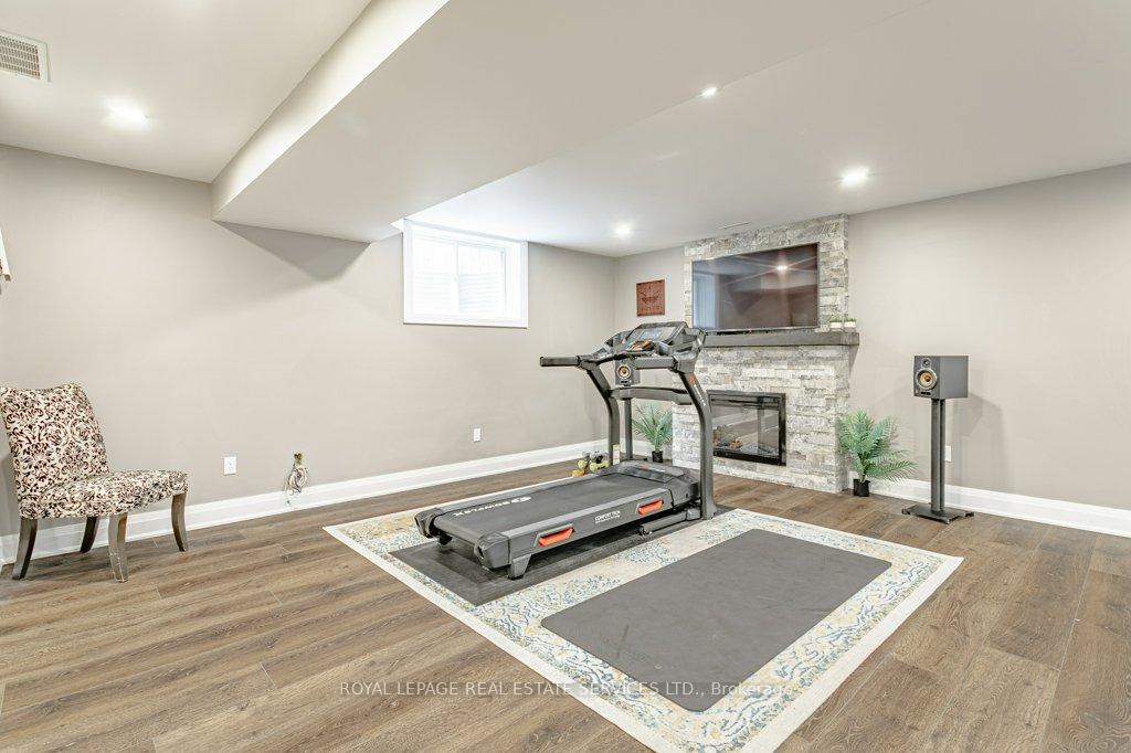 Photo 39 of 560 Lakeview Drive, Woodstock, Woodstock - North — HOMEH