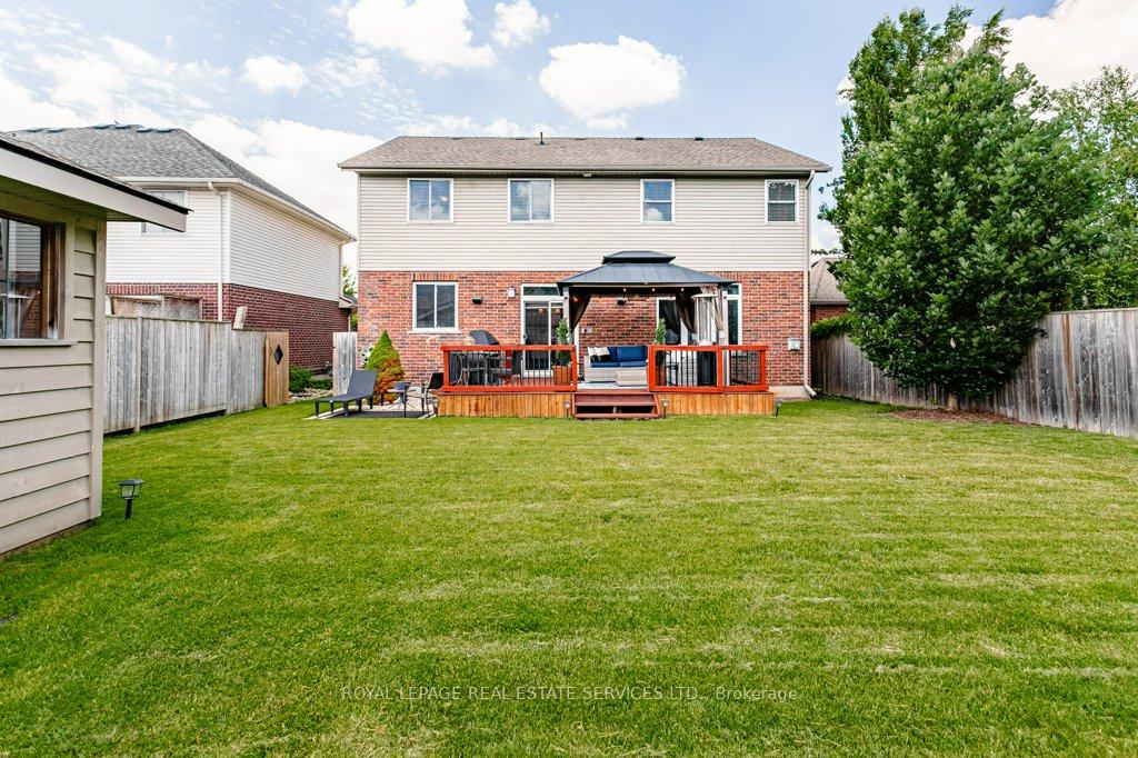 Photo 43 of 560 Lakeview Drive, Woodstock, Woodstock - North — HOMEH