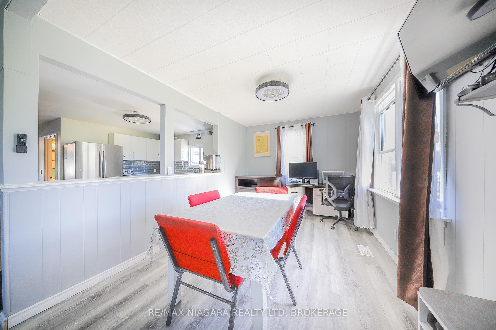 Photo 5 of 1091 Broad Street E, Haldimand, Dunnville — HOMEH