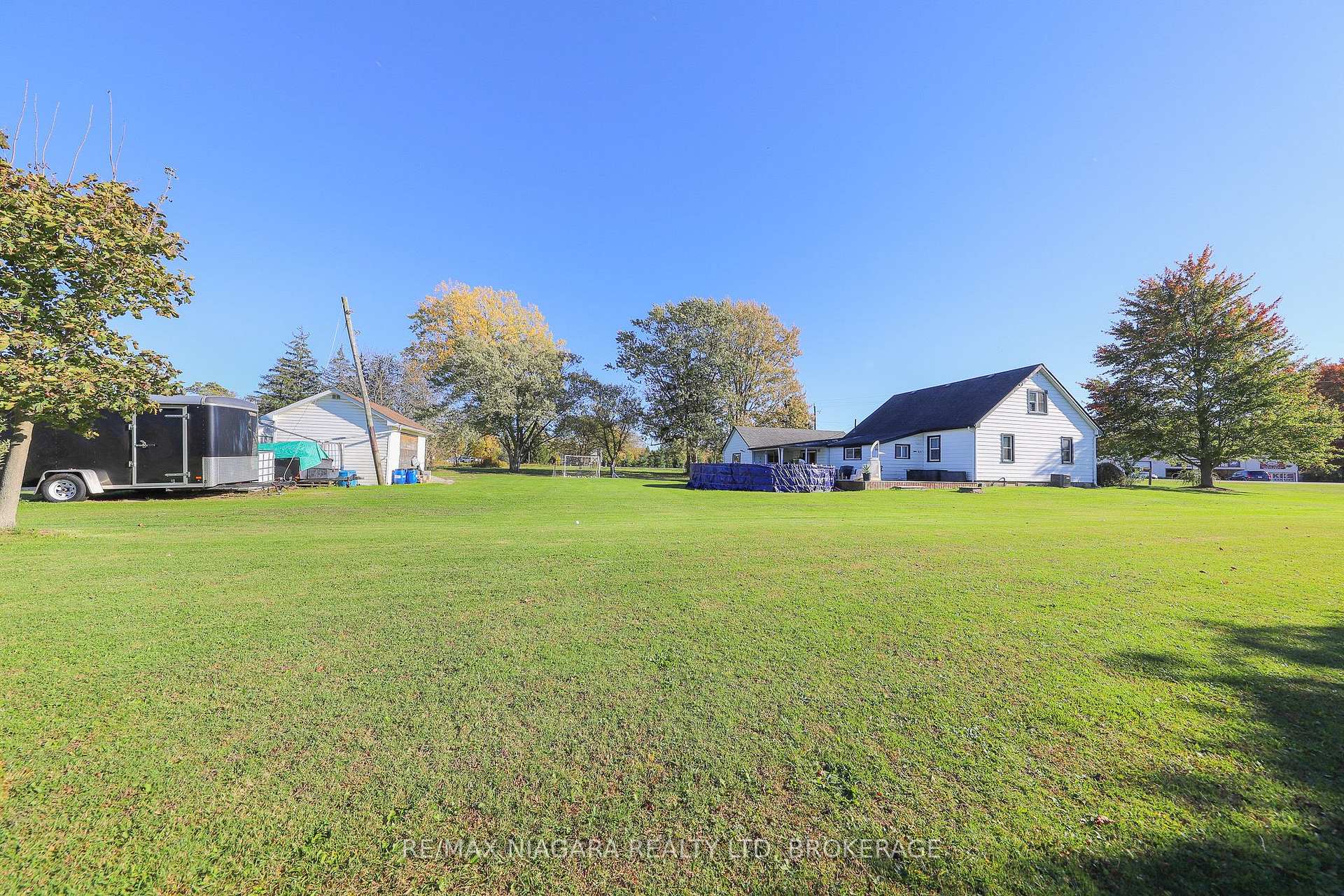 Photo 14 of 1091 Broad Street E, Haldimand, Dunnville — HOMEH