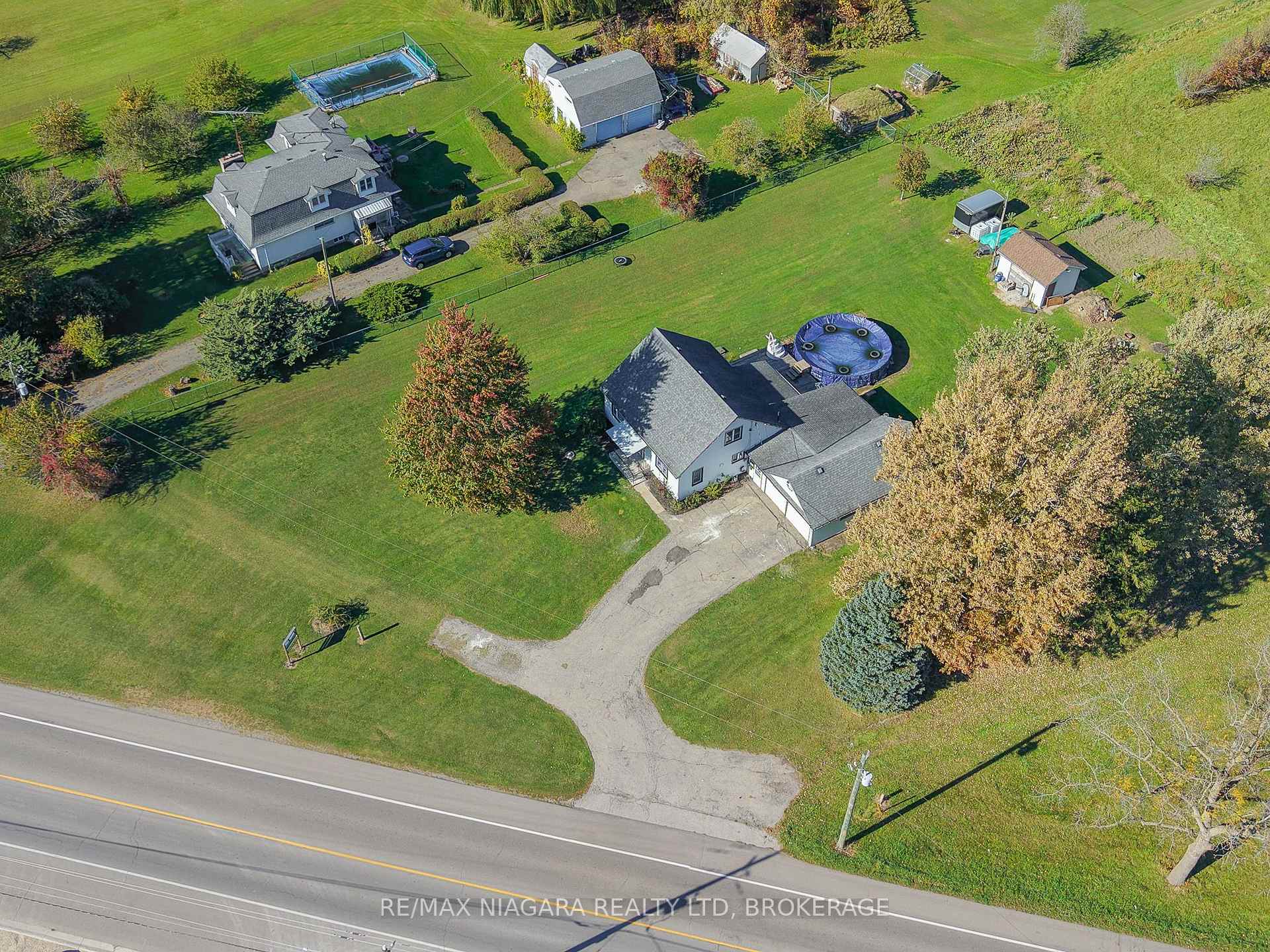 Photo 17 of 1091 Broad Street E, Haldimand, Dunnville — HOMEH