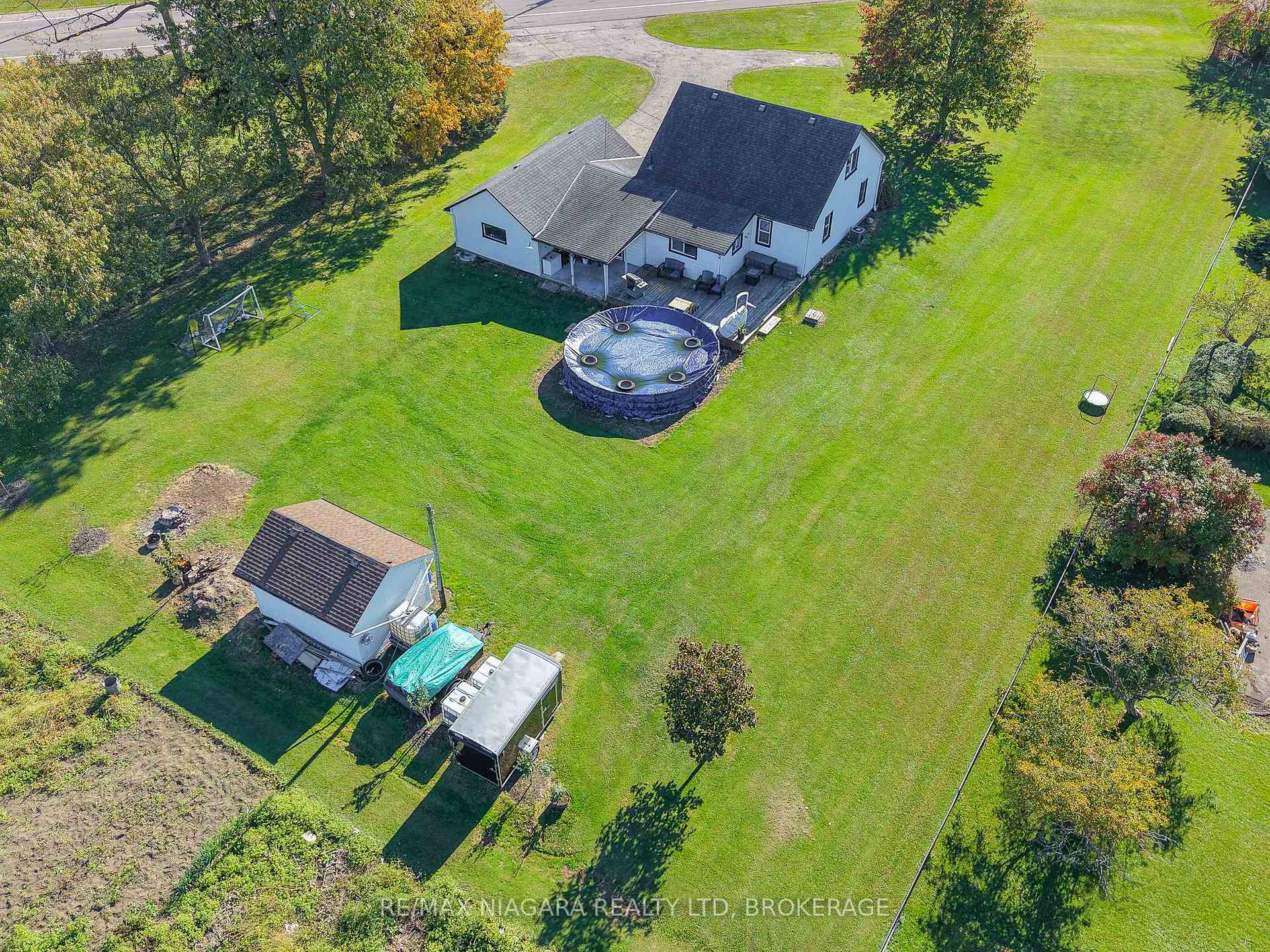 Photo 20 of 1091 Broad Street E, Haldimand, Dunnville — HOMEH
