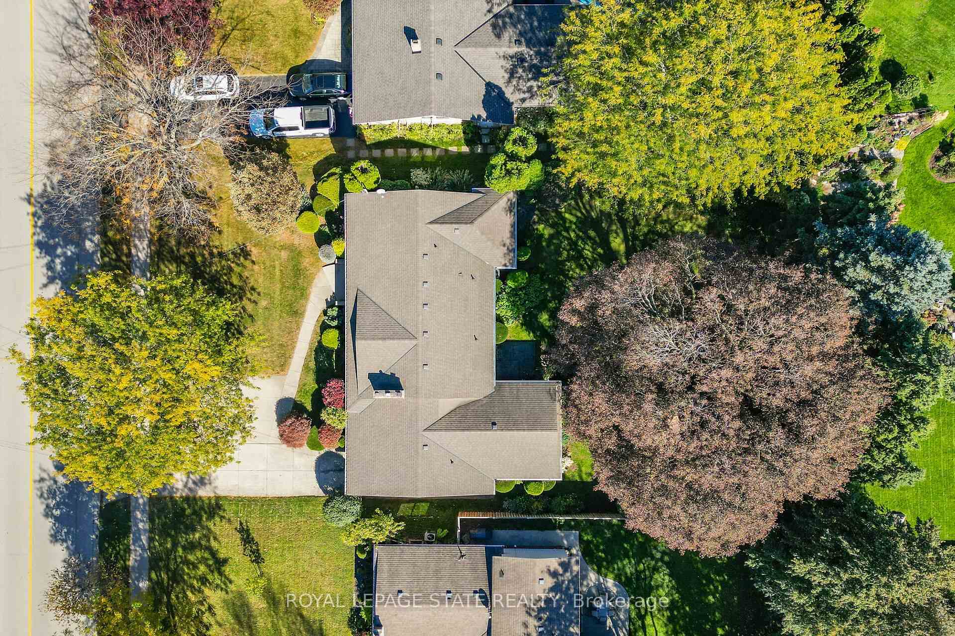 Photo 5 of 12 Baker Road N, Grimsby, Grimsby East — HOMEH