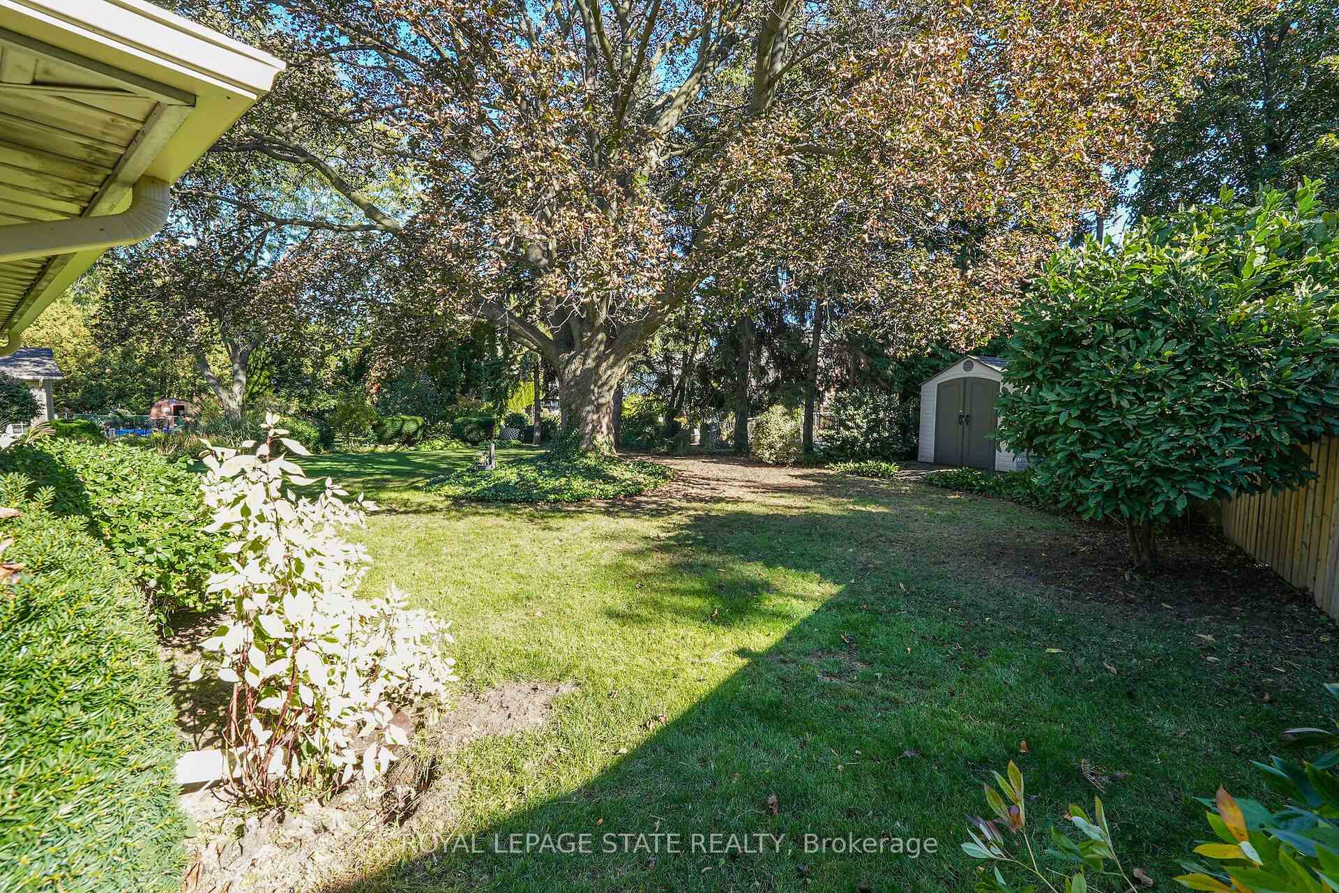 Photo 45 of 12 Baker Road N, Grimsby, Grimsby East — HOMEH