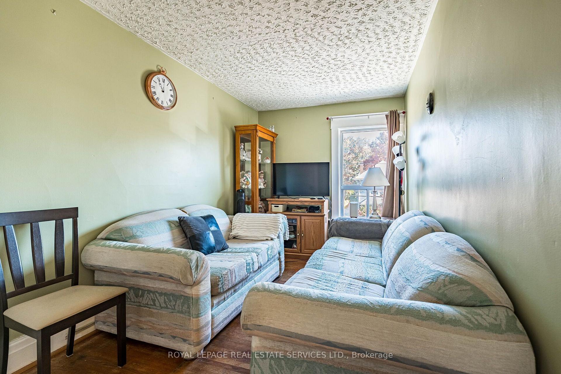 Photo 15 of 85 West Street, Brampton, Downtown Brampton — HOMEH