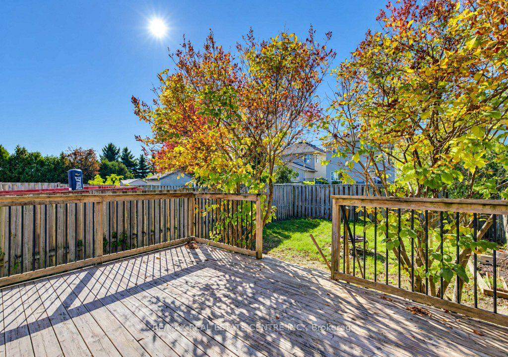 Photo 29 of 108 Periwinkle Street, Kitchener, Larentian West — HOMEH