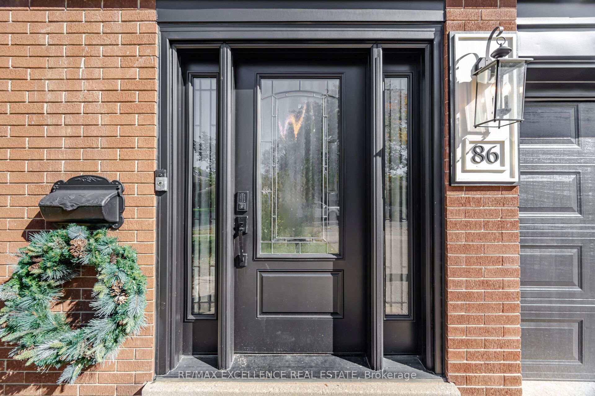 Photo 6 of 86 Dooley Drive, Kitchener, Stanley Park — HOMEH