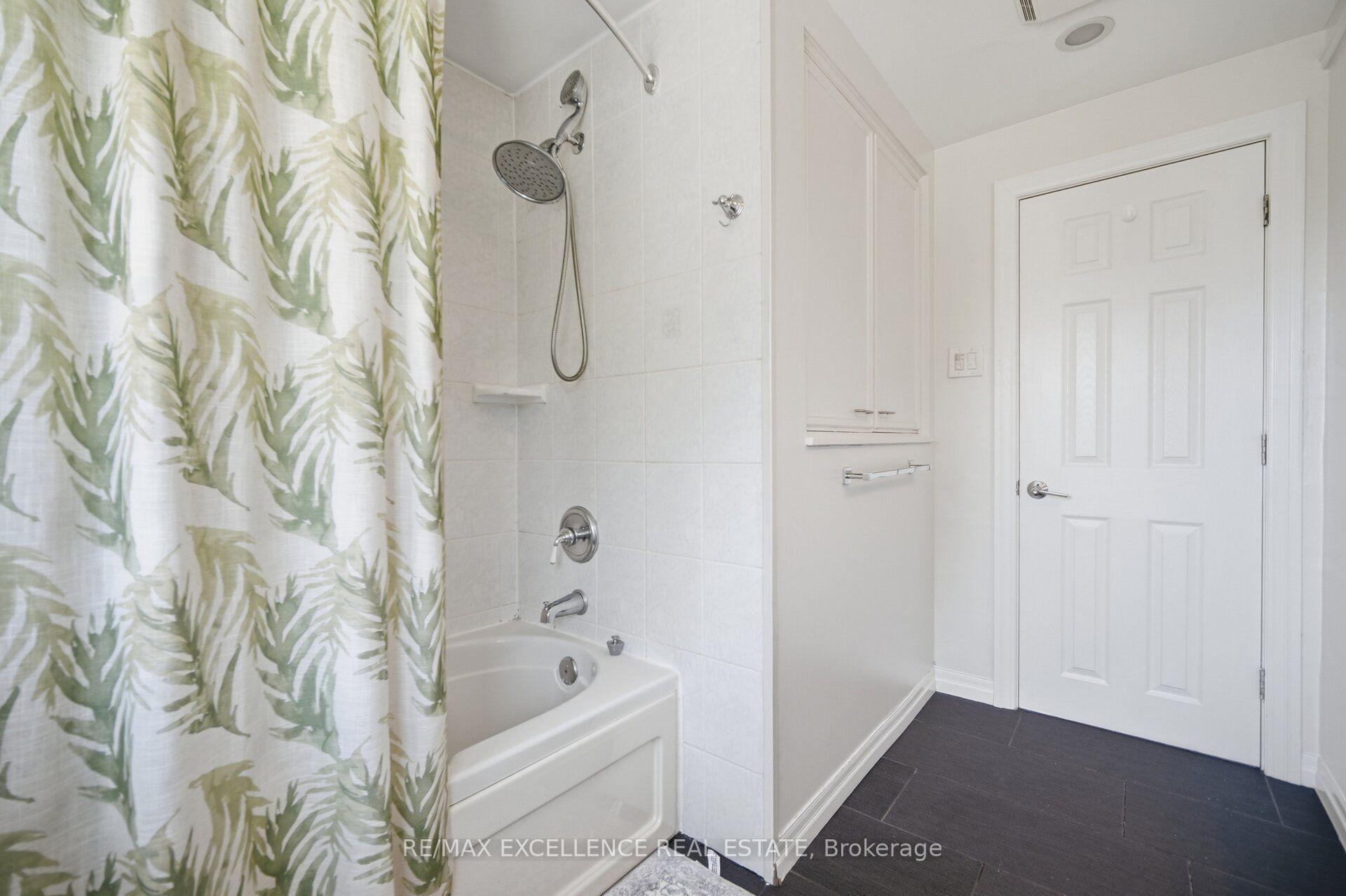 Photo 29 of 86 Dooley Drive, Kitchener, Stanley Park — HOMEH