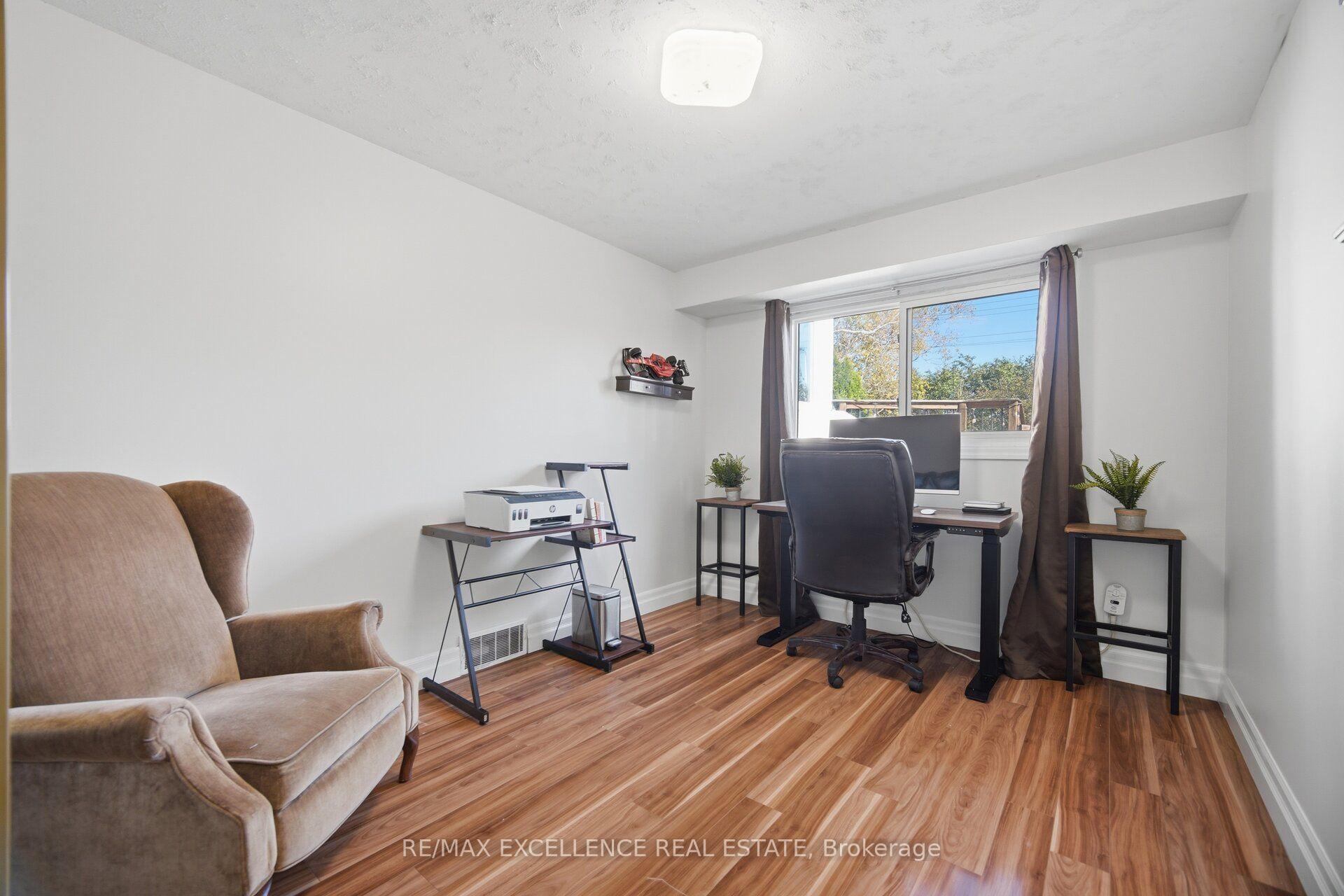 Photo 31 of 86 Dooley Drive, Kitchener, Stanley Park — HOMEH