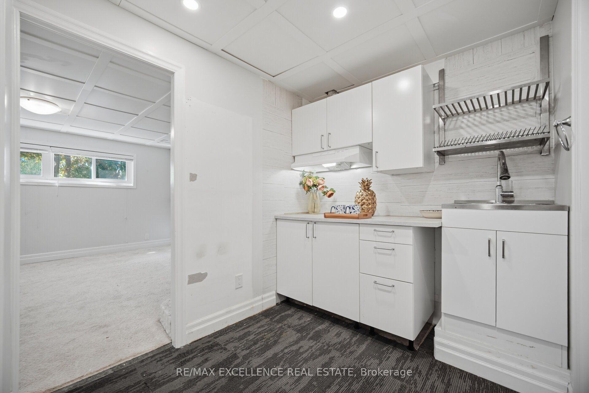 Photo 36 of 86 Dooley Drive, Kitchener, Stanley Park — HOMEH