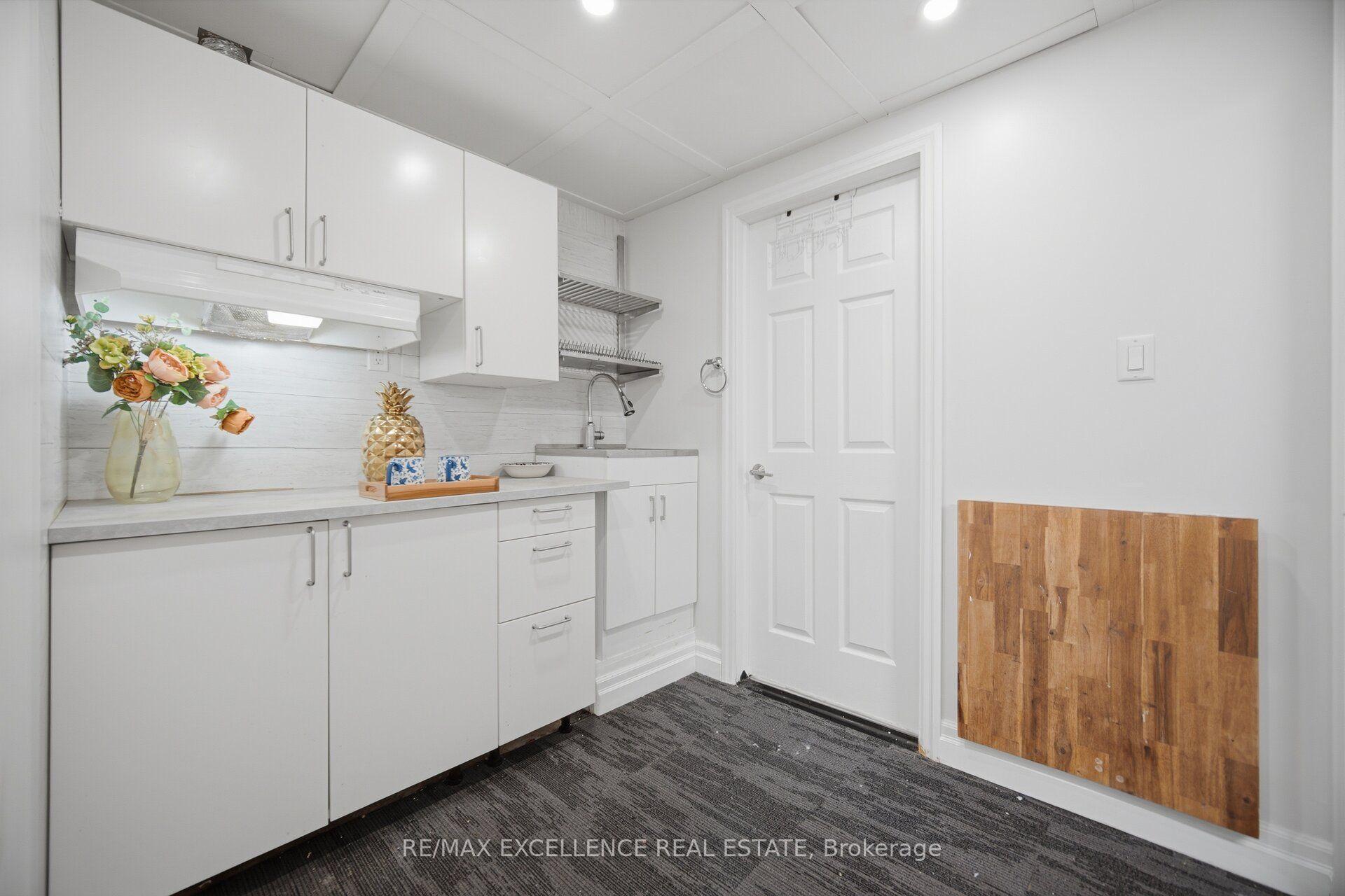 Photo 37 of 86 Dooley Drive, Kitchener, Stanley Park — HOMEH
