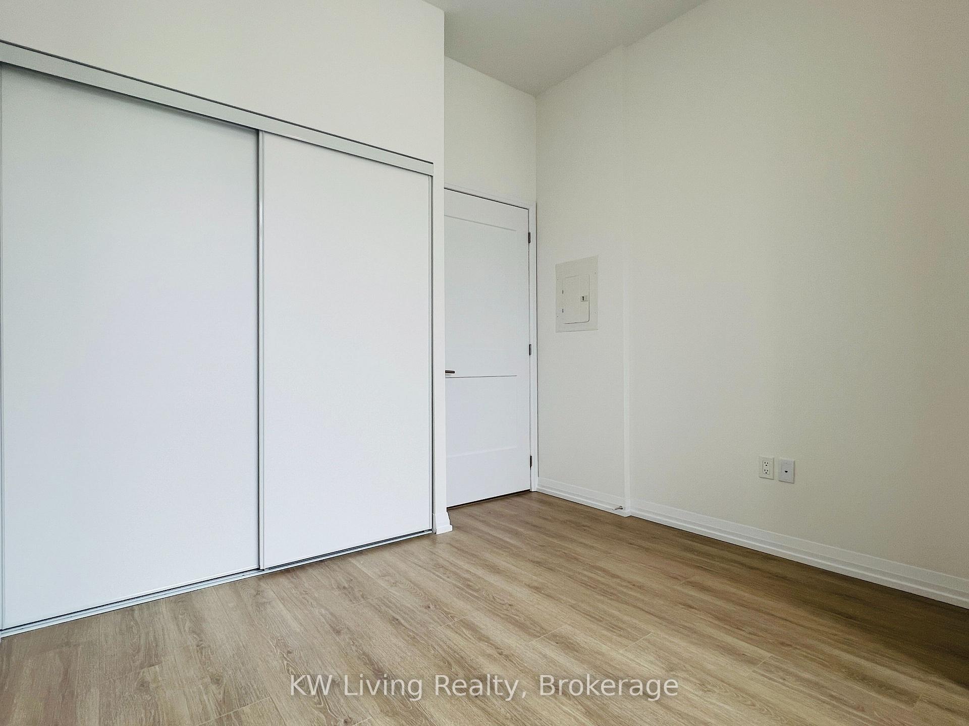 Photo 6 of Unit 2305, 25 Holly Street, Toronto, Mount Pleasant West — HOMEH