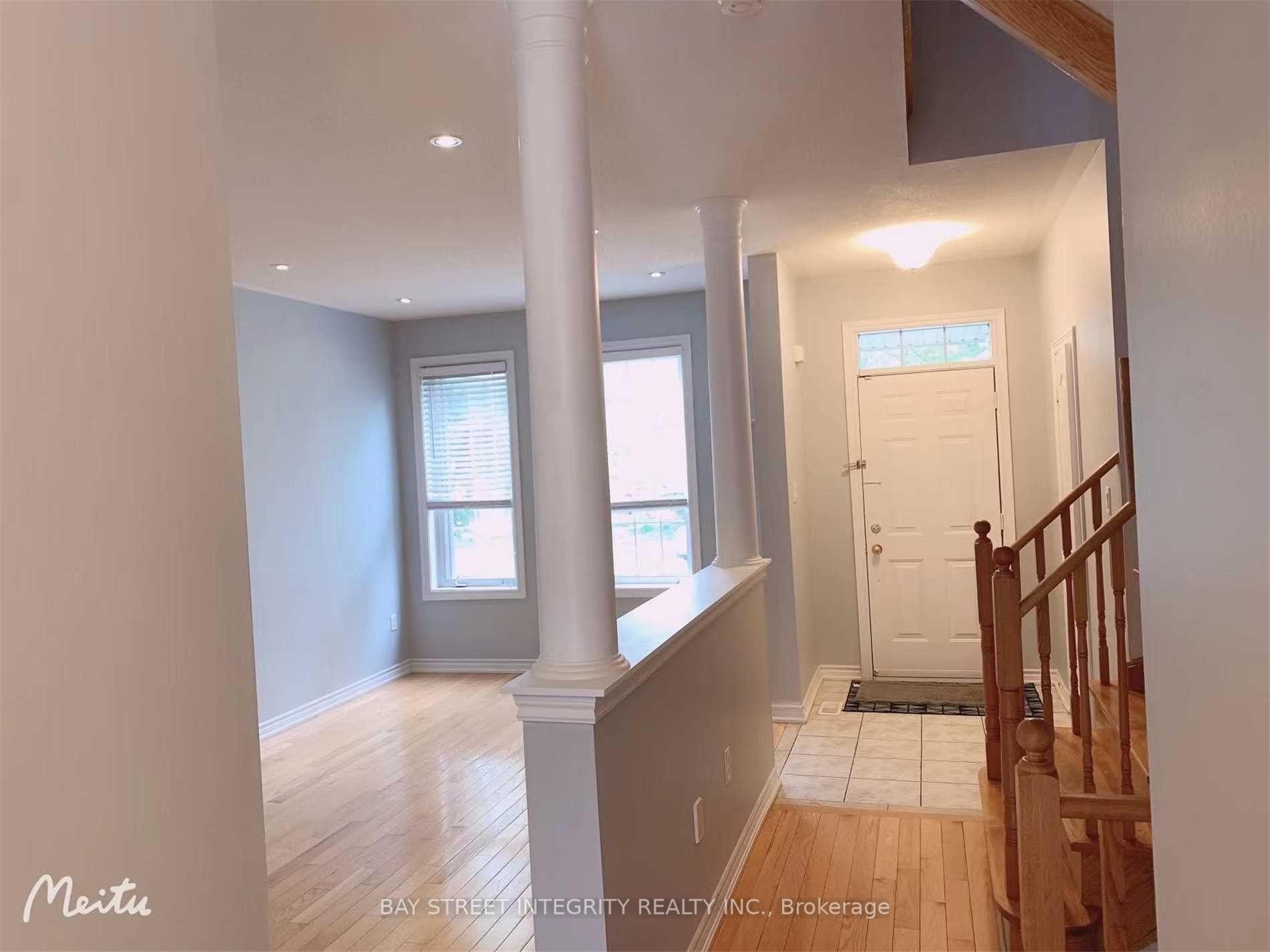 Photo 2 of 34 Evaridge Drive, Markham, Cornell — HOMEH