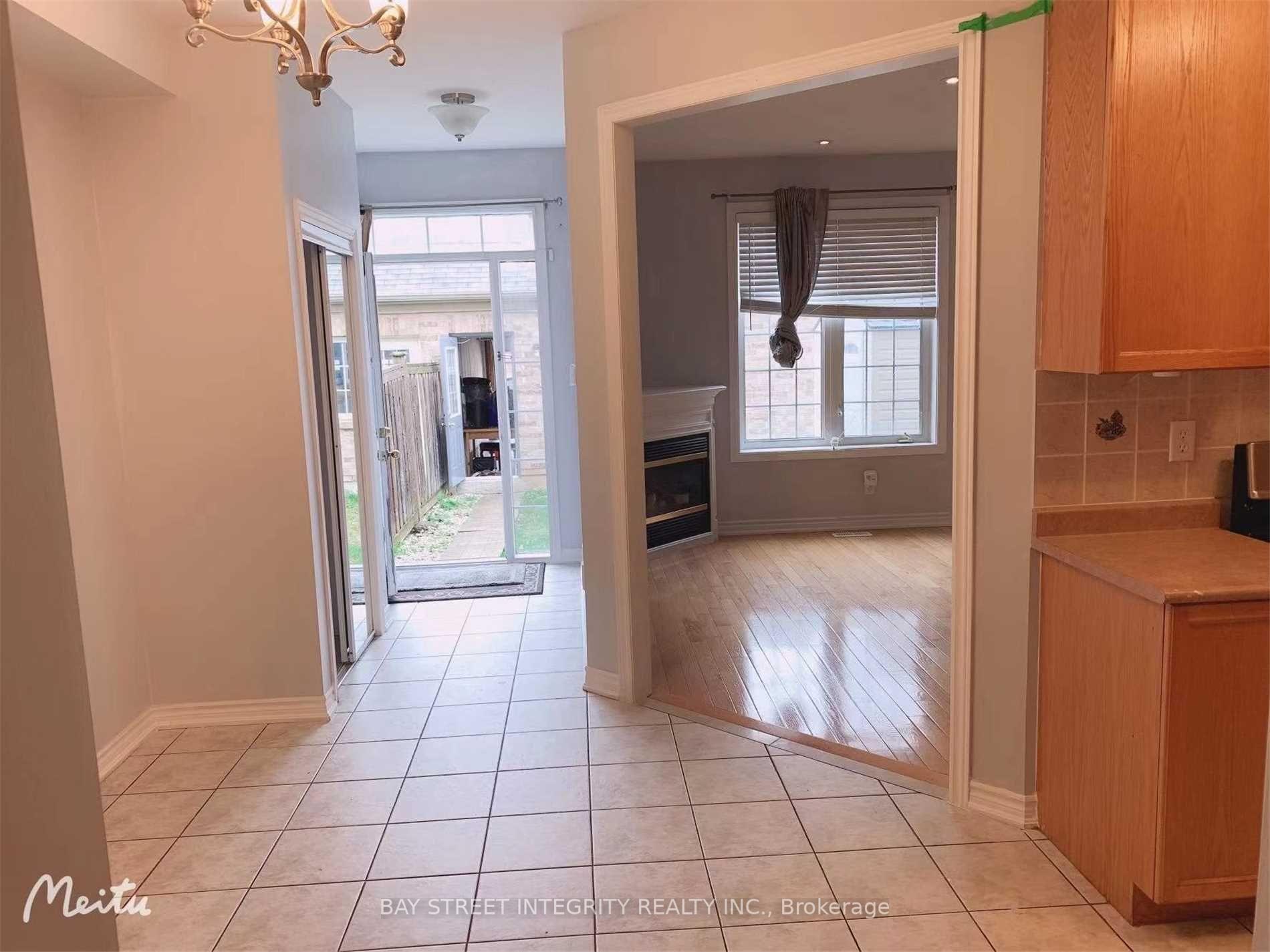 Photo 6 of 34 Evaridge Drive, Markham, Cornell — HOMEH