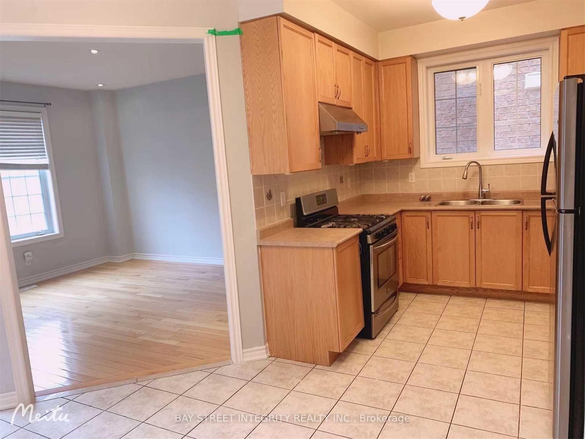 Photo 7 of 34 Evaridge Drive, Markham, Cornell — HOMEH