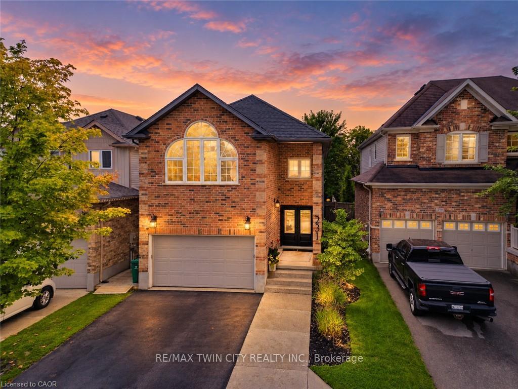 Photo of 231 Steepleridge Street
