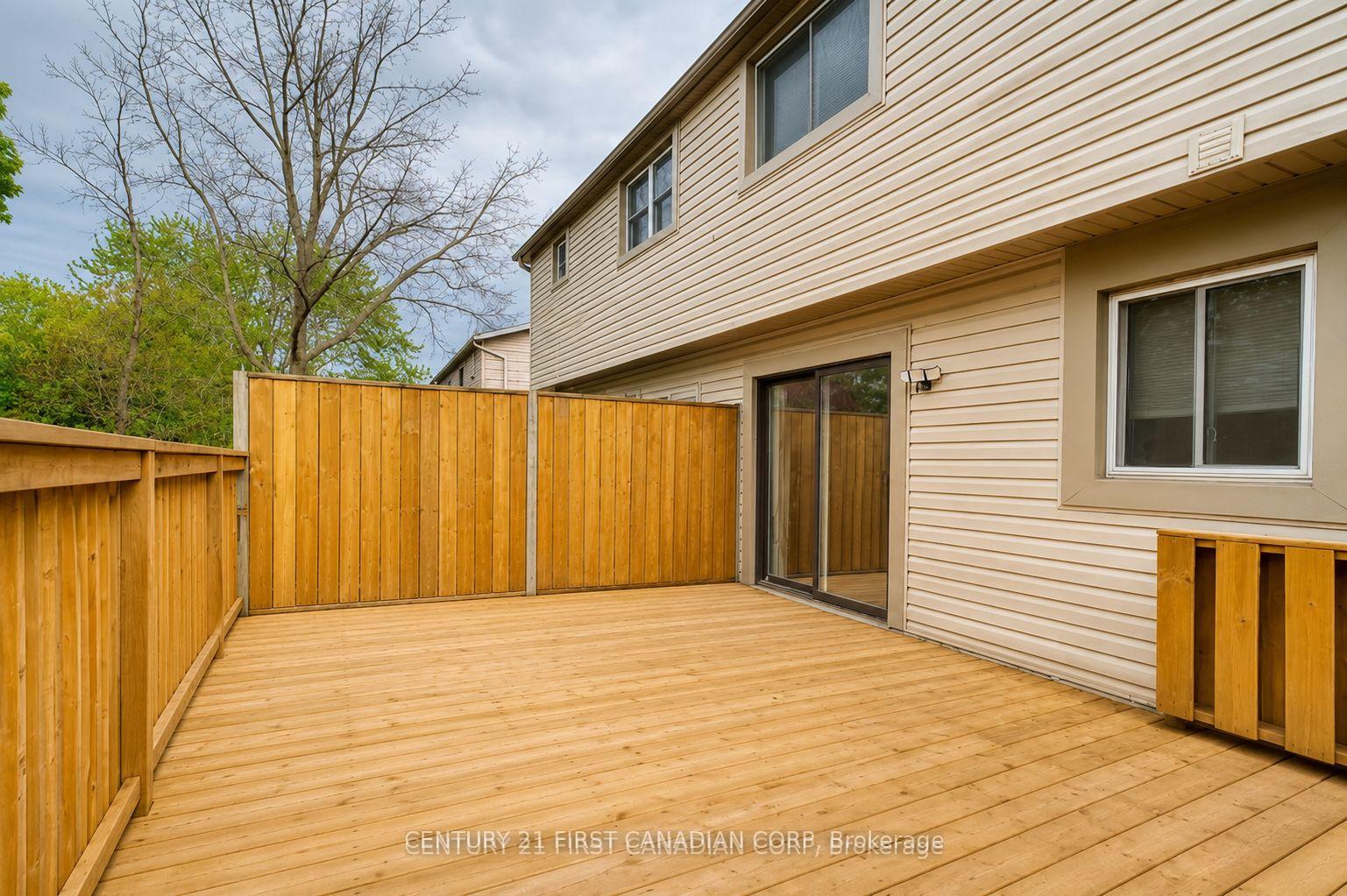 Photo 35 of 22 Denlaw Road, London, North I — HOMEH
