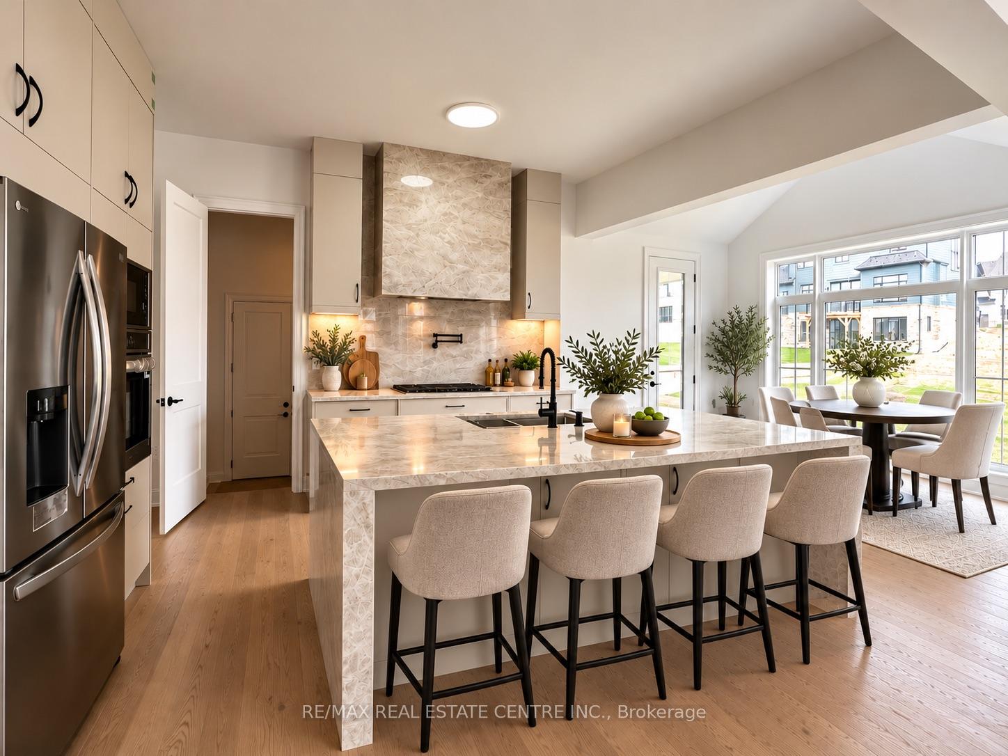 Photo 8 of 13 Vinnicombe Drive, Oro-Medonte, Rural Oro-Medonte — HOMEH