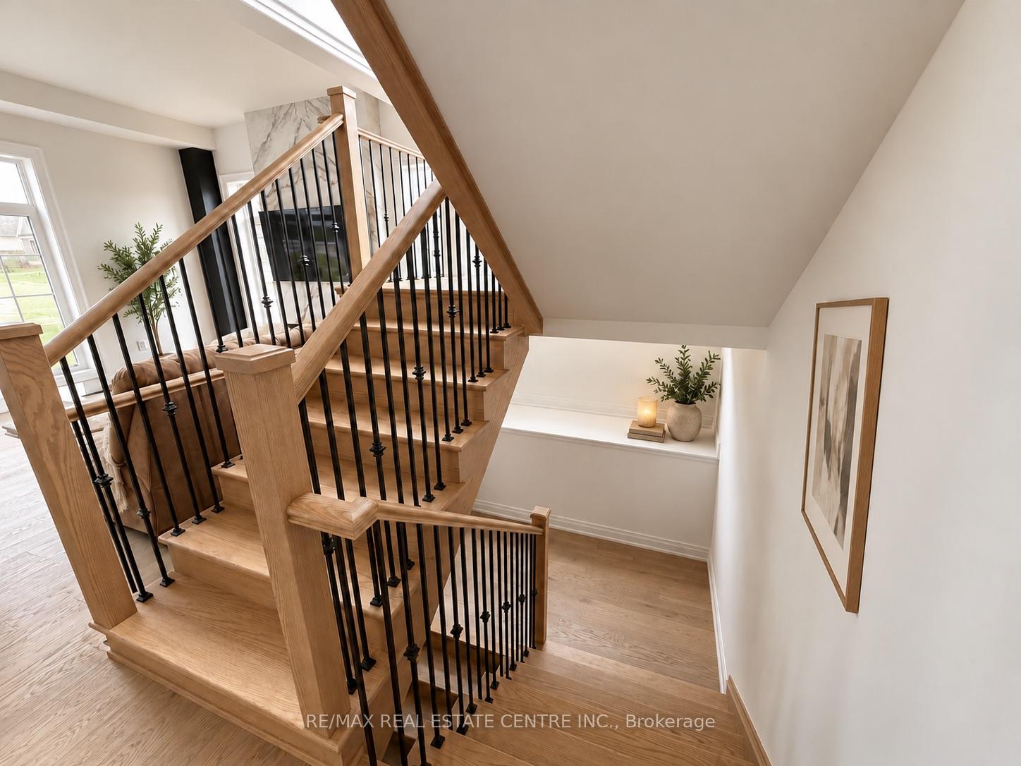 Photo 15 of 13 Vinnicombe Drive, Oro-Medonte, Rural Oro-Medonte — HOMEH