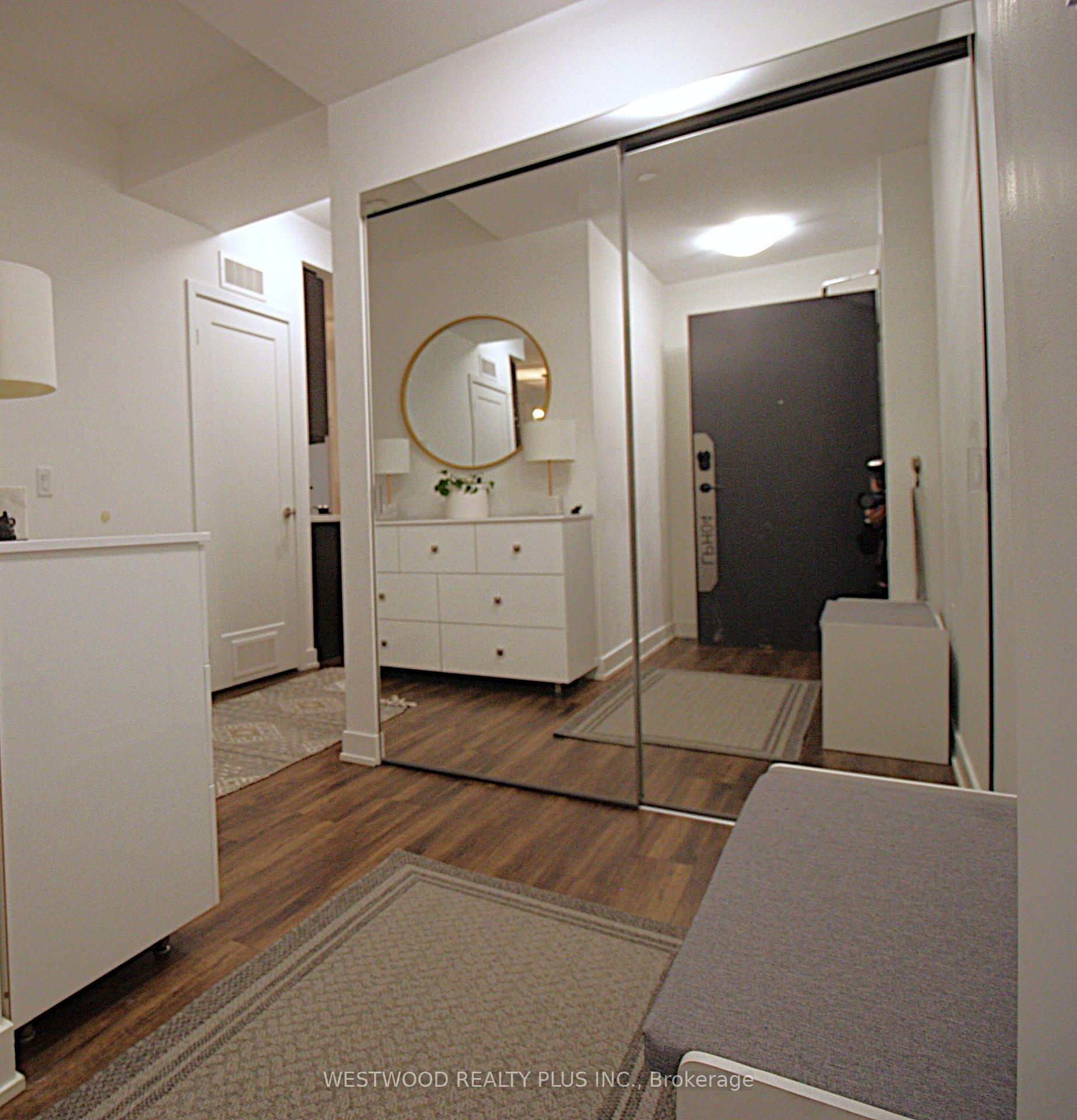 Photo 3 of Unit LPH04, 95 Oneida Crescent, Richmond Hill, Langstaff — HOMEH