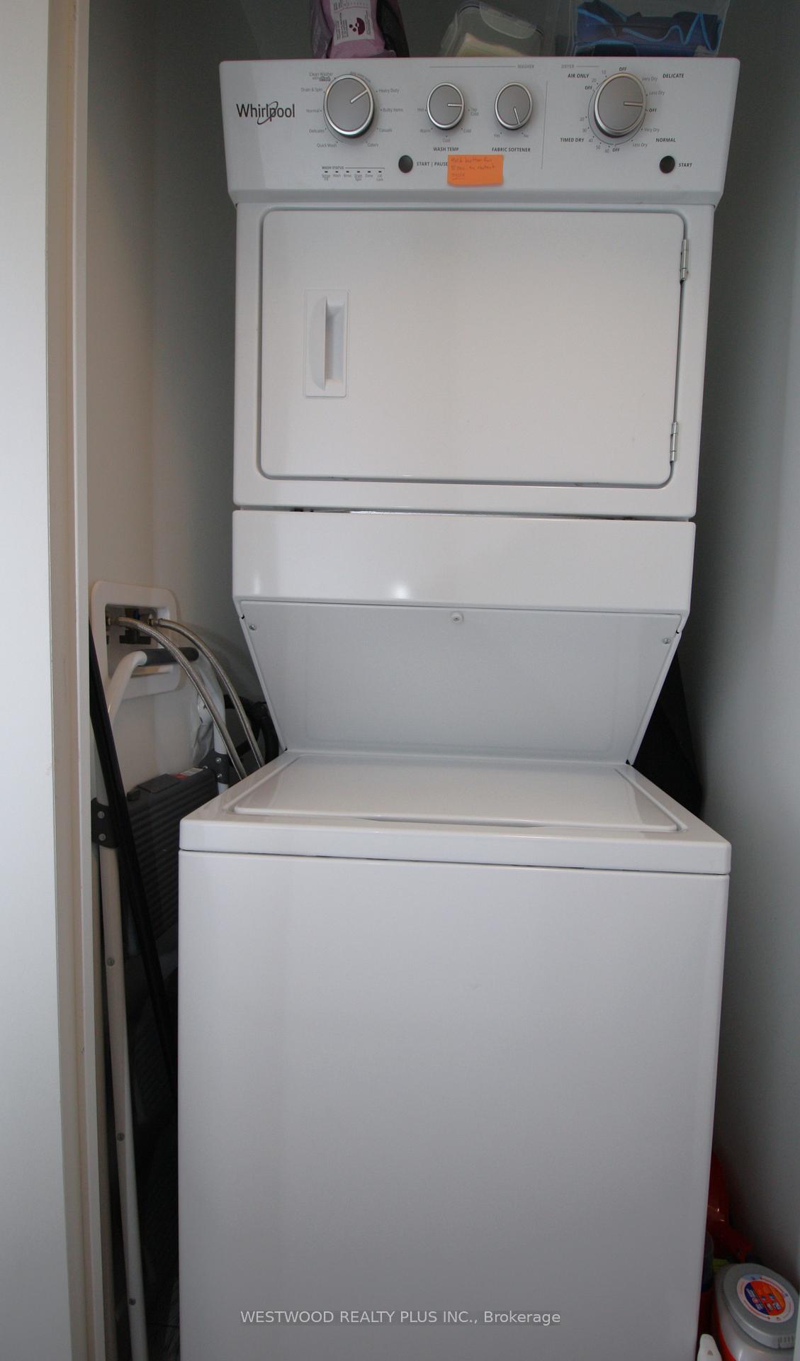 Photo 17 of Unit LPH04, 95 Oneida Crescent, Richmond Hill, Langstaff — HOMEH