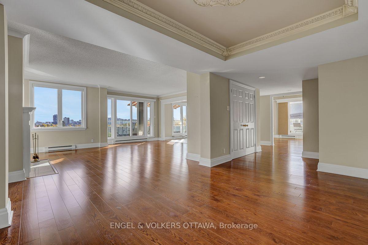 Photo 6 of Unit 403, 21 Durham Private, Ottawa, Lindenlea — HOMEH